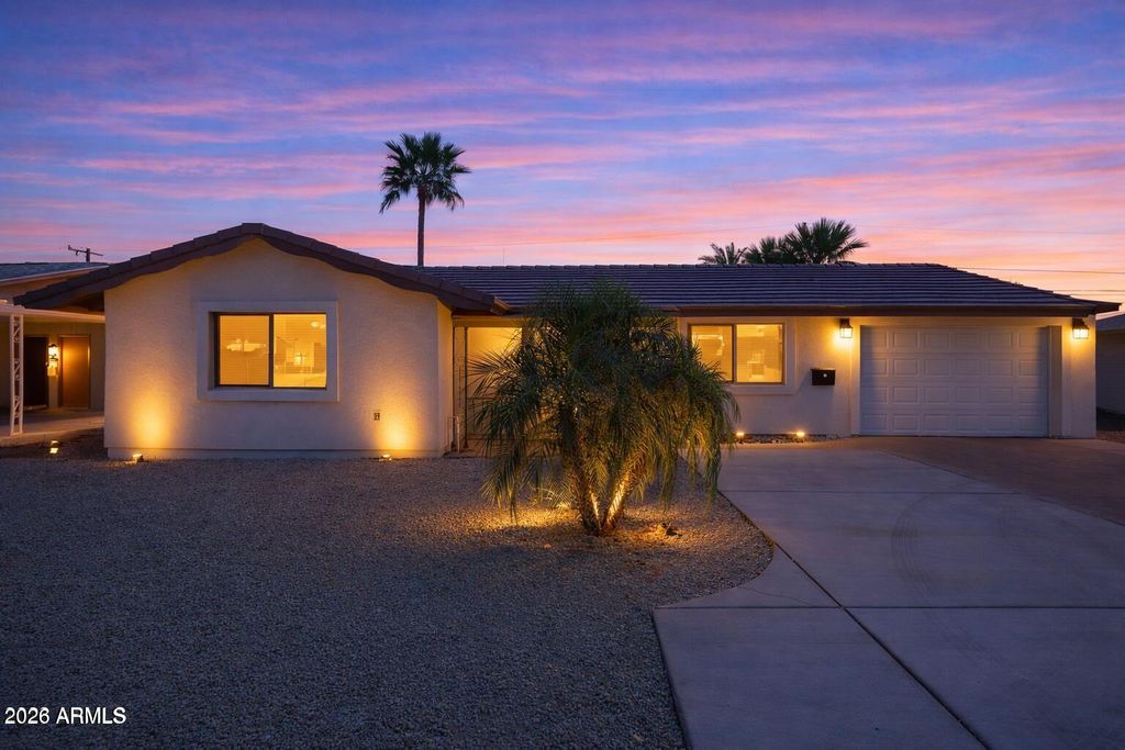 Photo of 12819 N 111th Avenue, Sun City, AZ 85351 (MLS # 6996433)