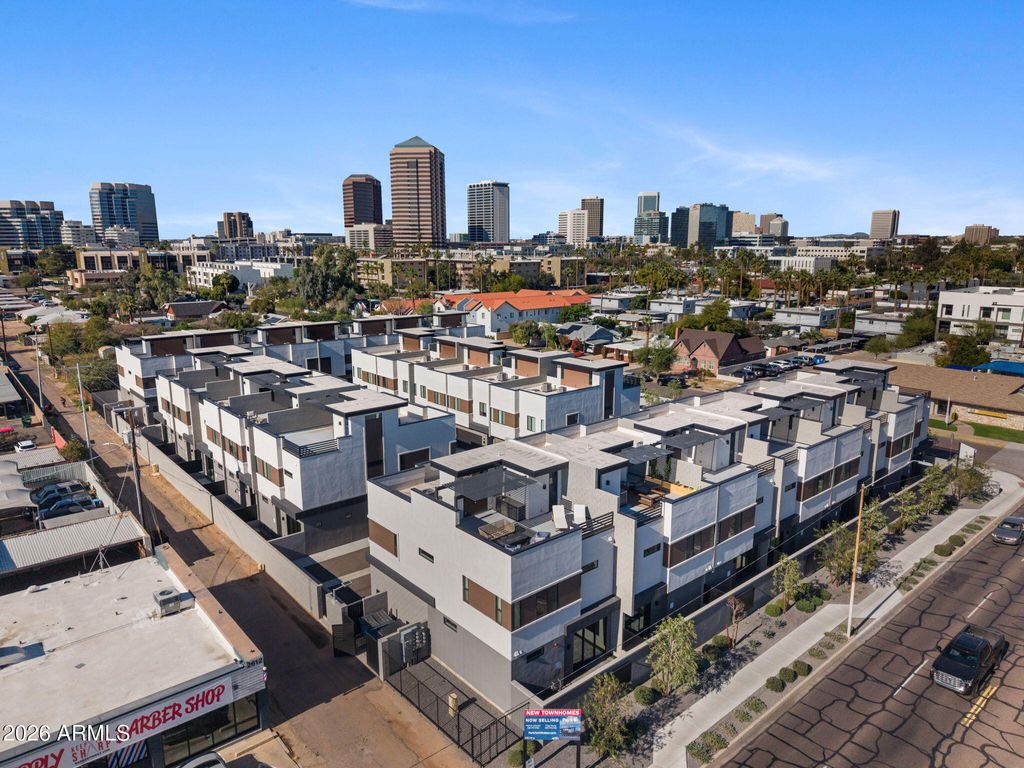 Photo of 377 E Windsor Avenue #20, Phoenix, AZ 85004 (MLS # 7027625)