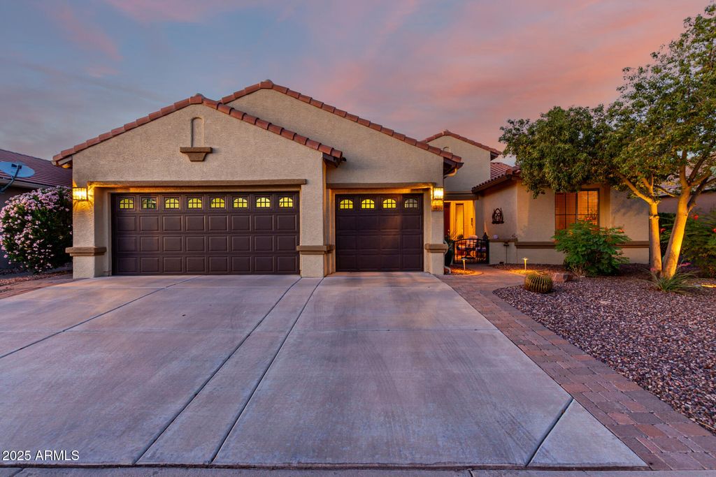 Photo of 5401 N Pioneer Drive, Eloy, AZ 85131 (MLS # 6876969)