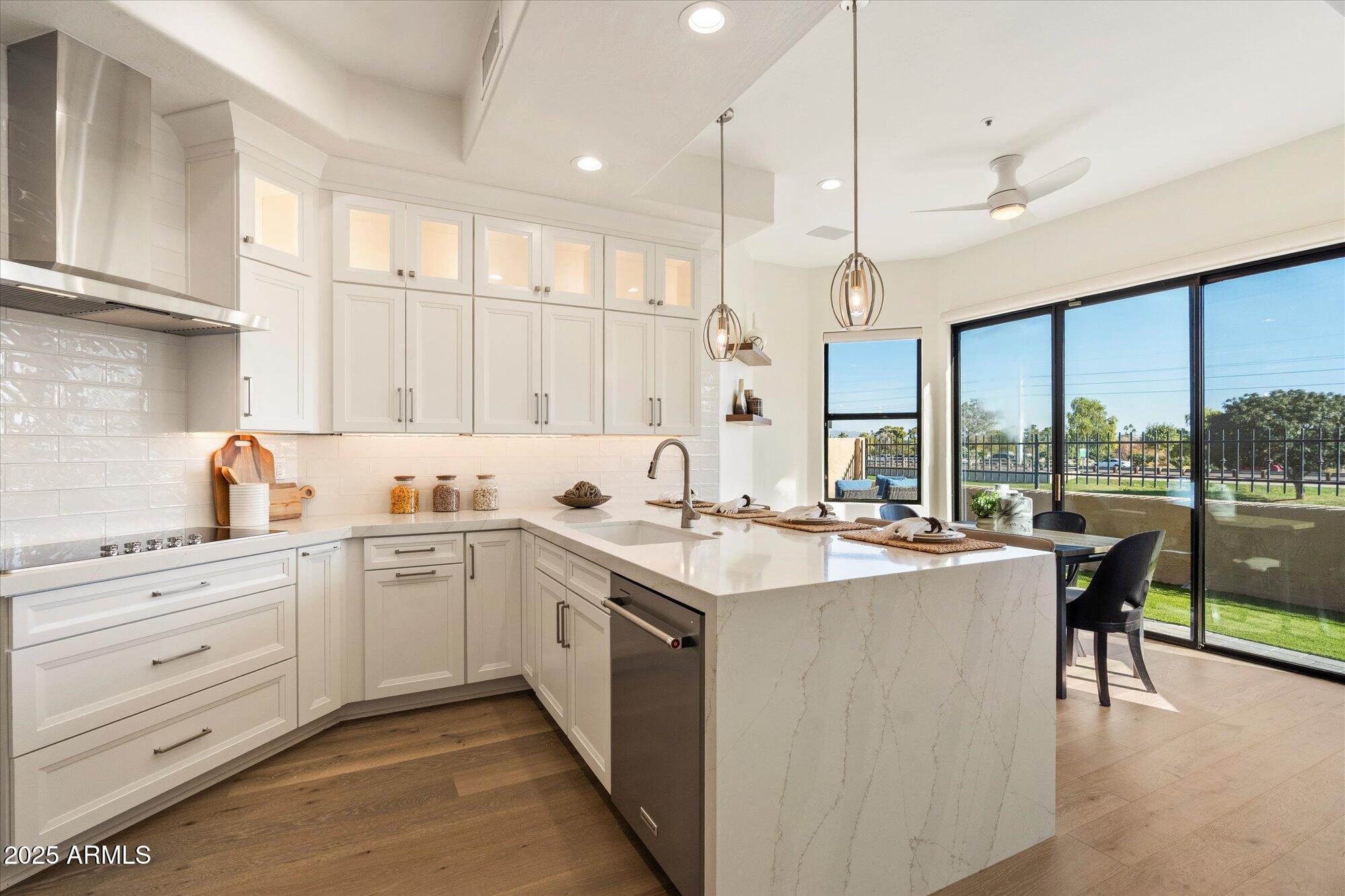 7955 E CHAPARRAL Road 17