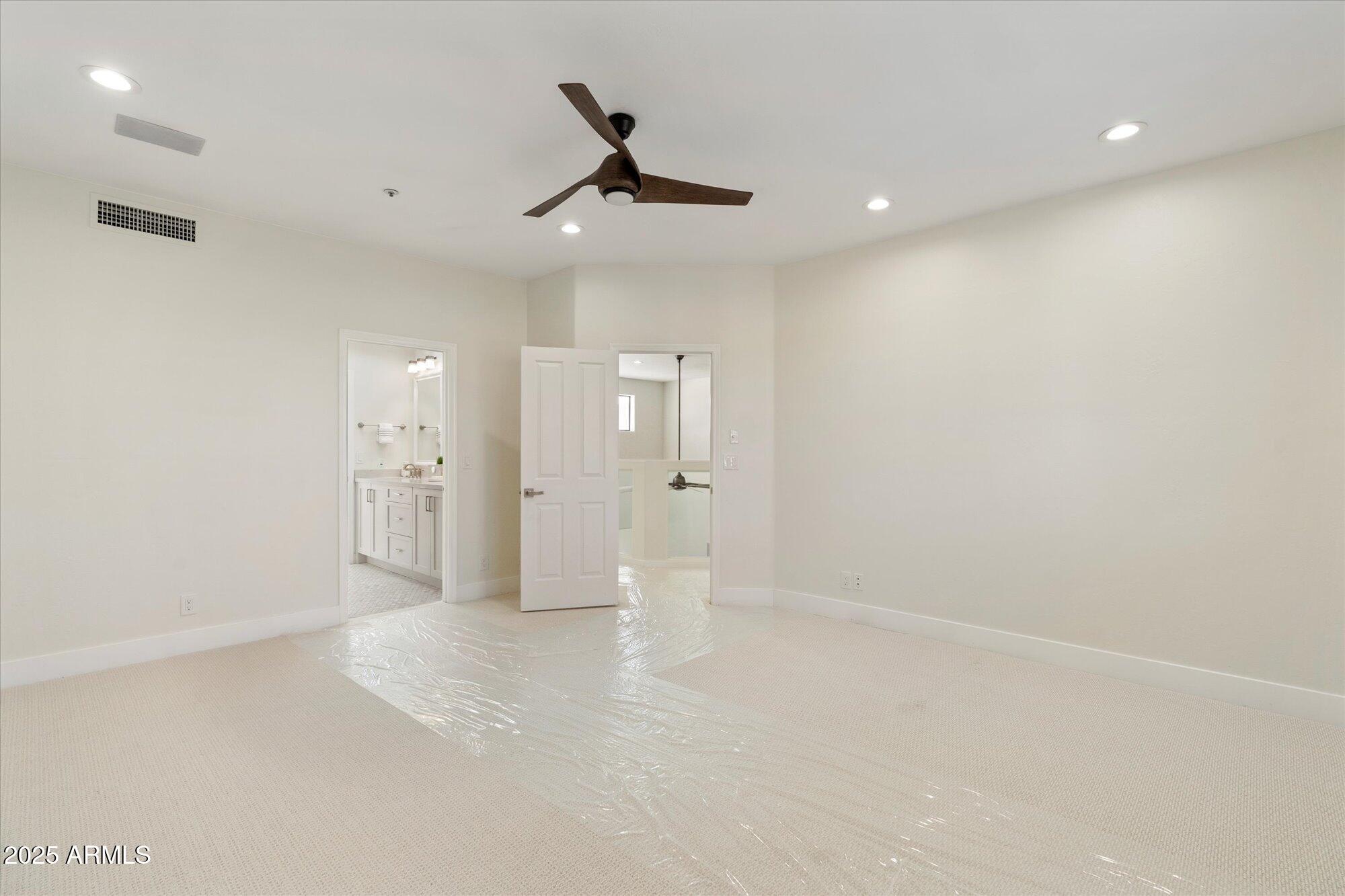 Scottsdale, Arizona, 85250, United States, 4 Bedrooms Bedrooms, ,3 BathroomsBathrooms,Residential,Active,2007185