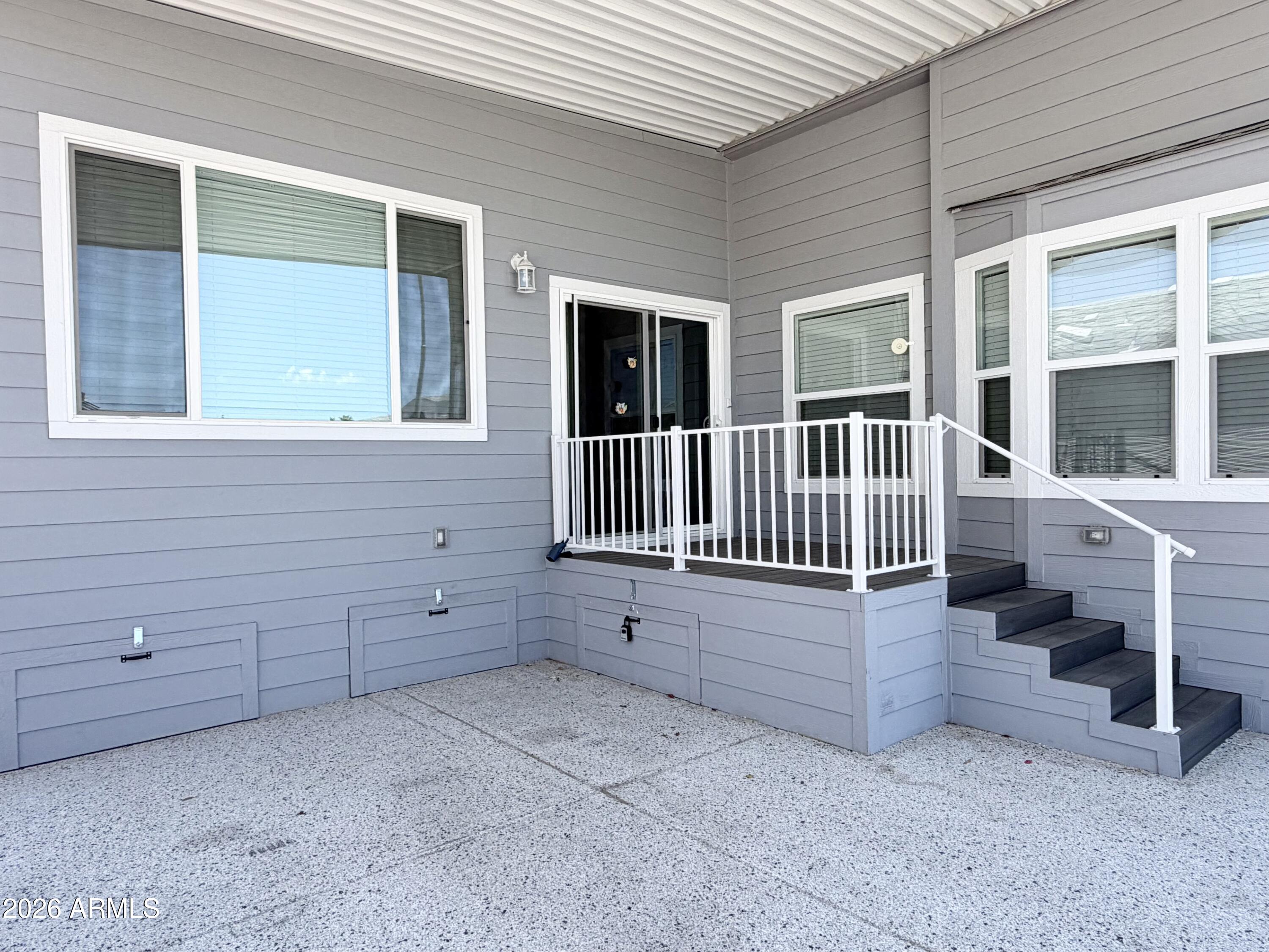 111 S GREENFIELD Road 753