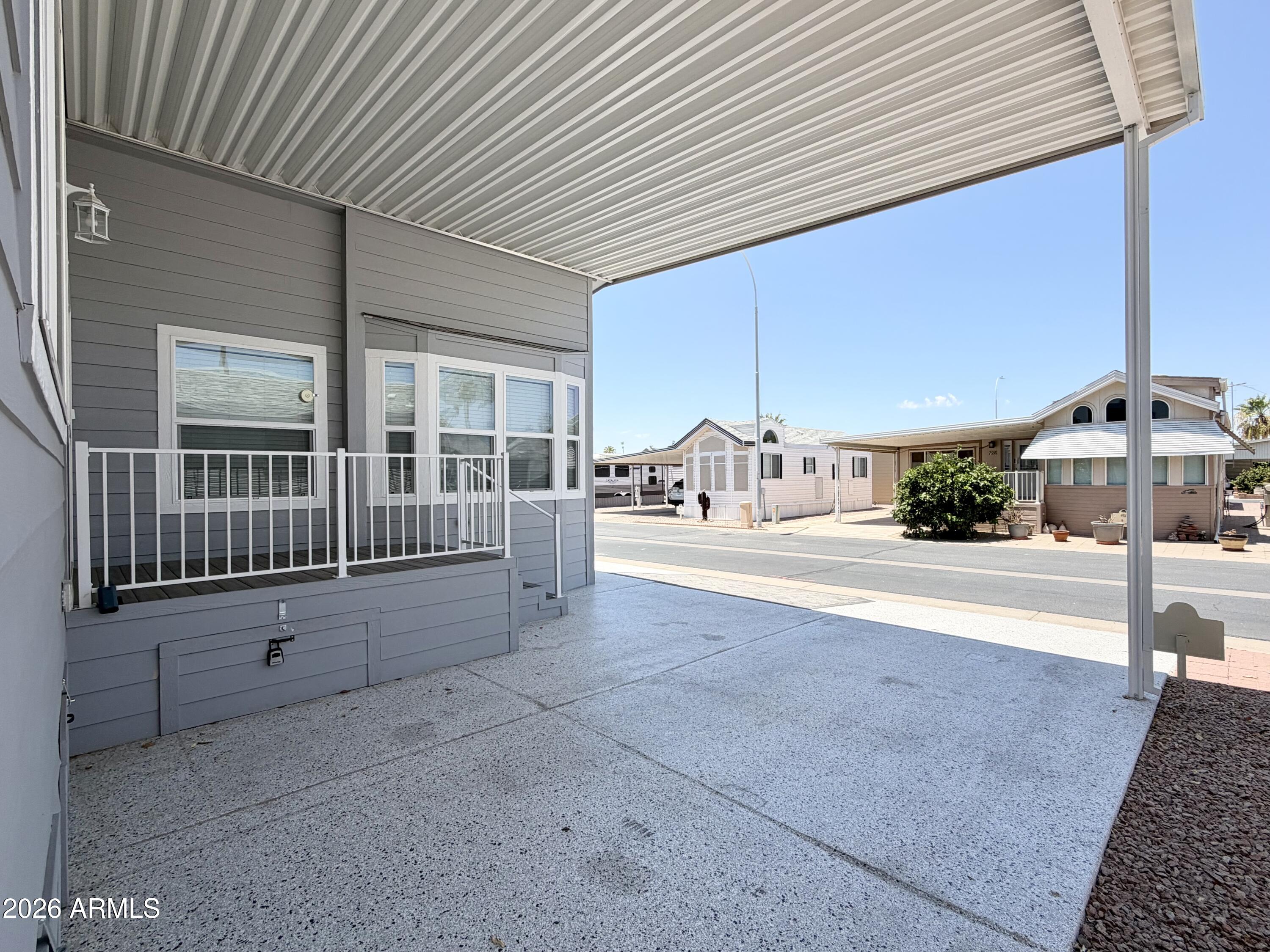 111 S GREENFIELD Road 753