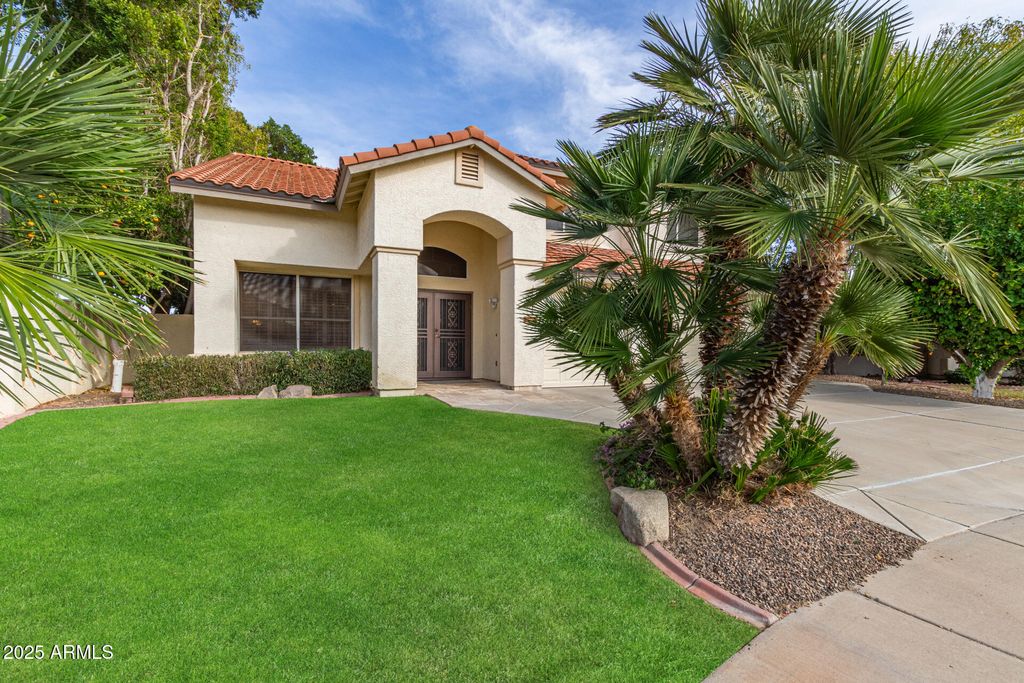 Photo of 12803 N 57th Avenue, Glendale, AZ 85304 (MLS # 6961015)