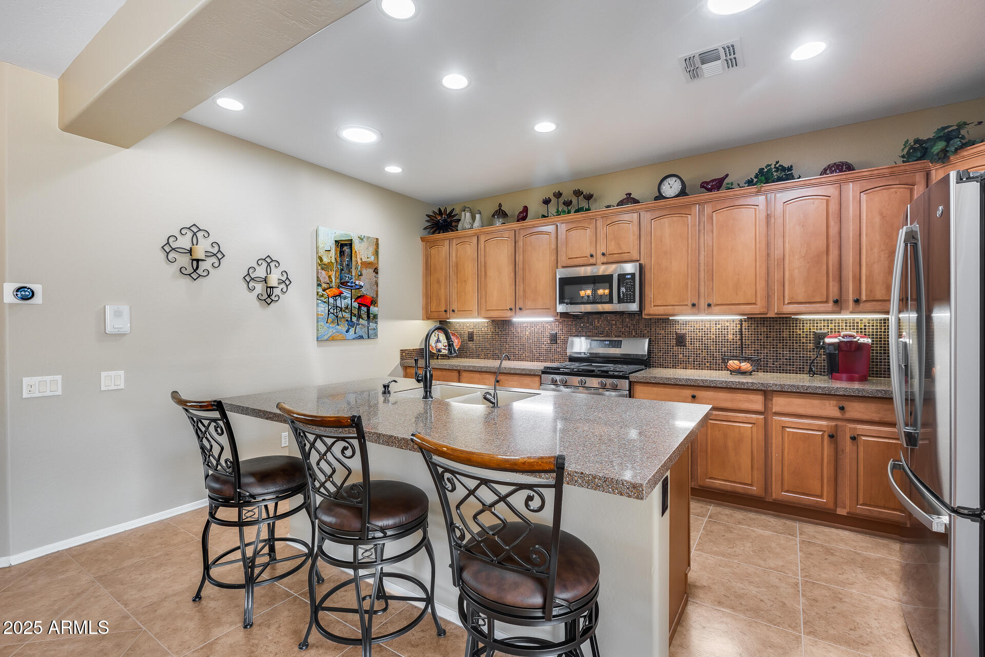 13039 W JUNIPERO Drive