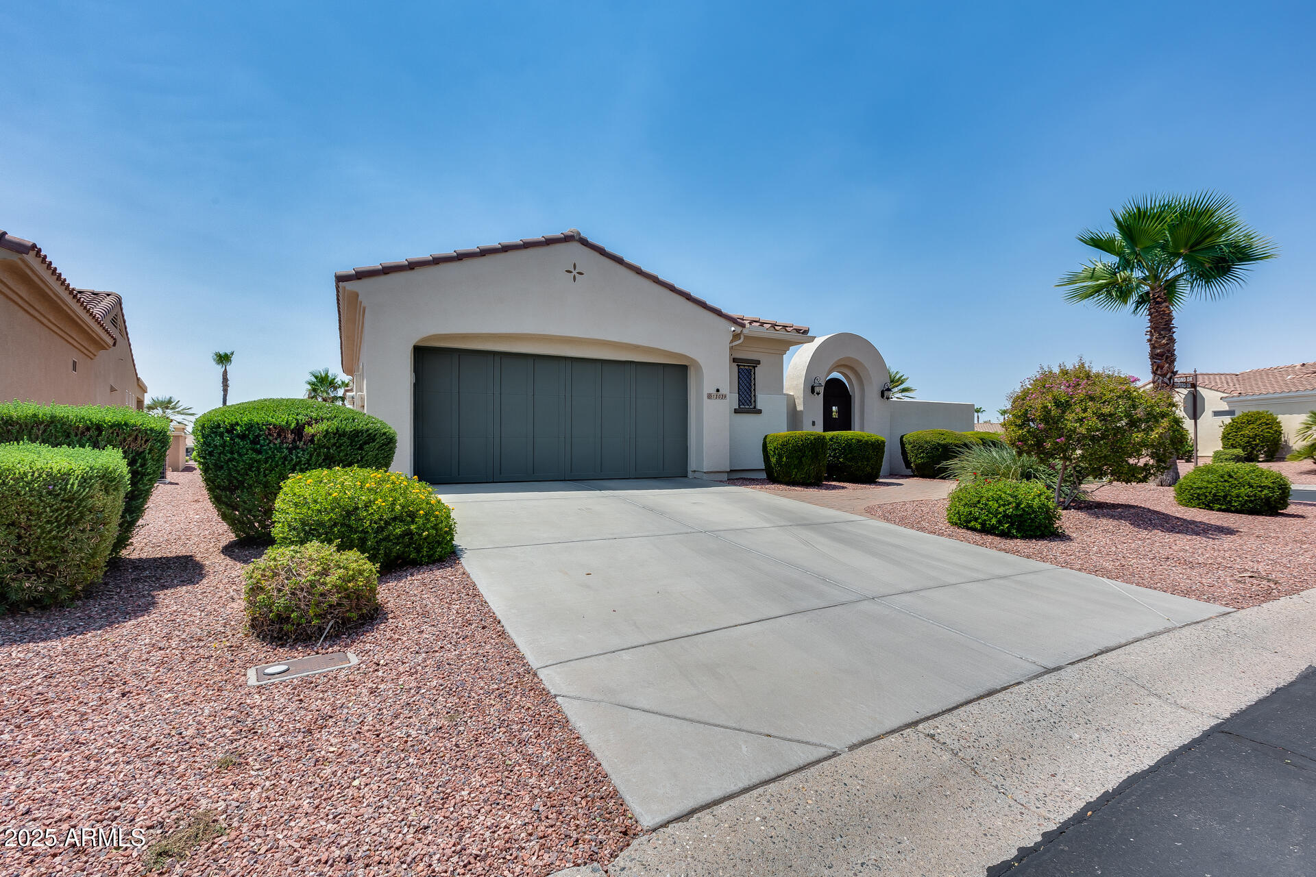 13039 W JUNIPERO Drive