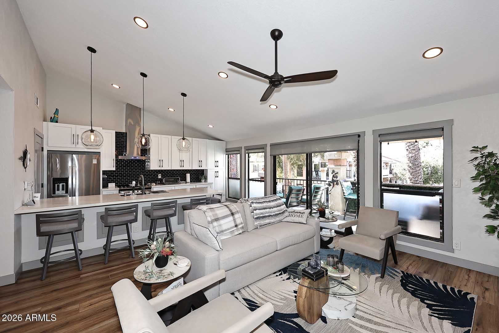 9707 E MOUNTAIN VIEW Road 2452