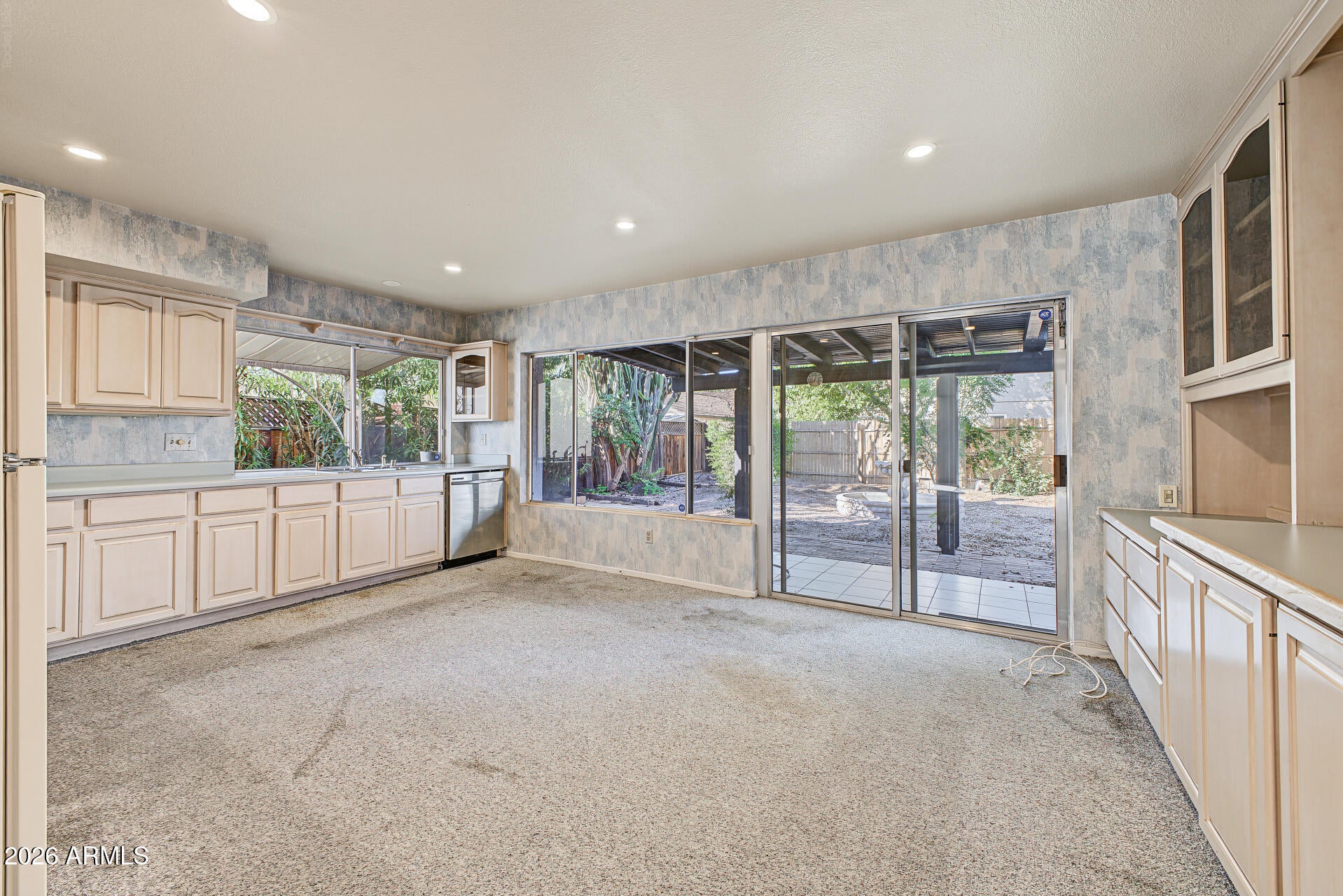 5630 S ROCKY POINT Road