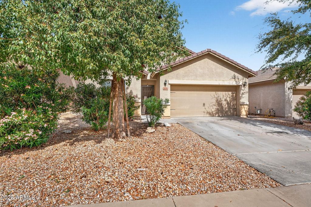 Photo of 4528 W Crescent Road, San Tan Valley, AZ 85144 (MLS # 6989618)