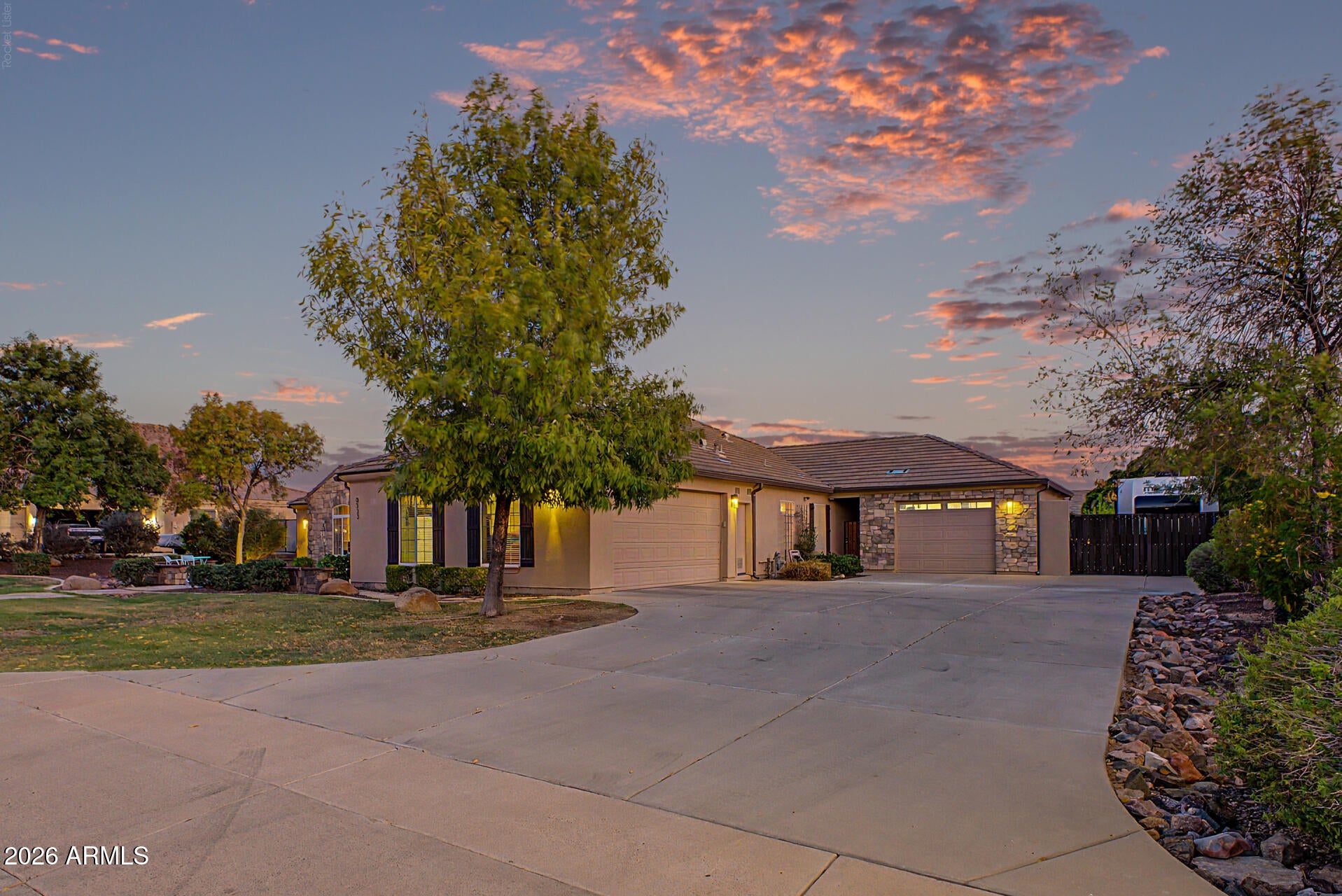8533 E HALIFAX Circle