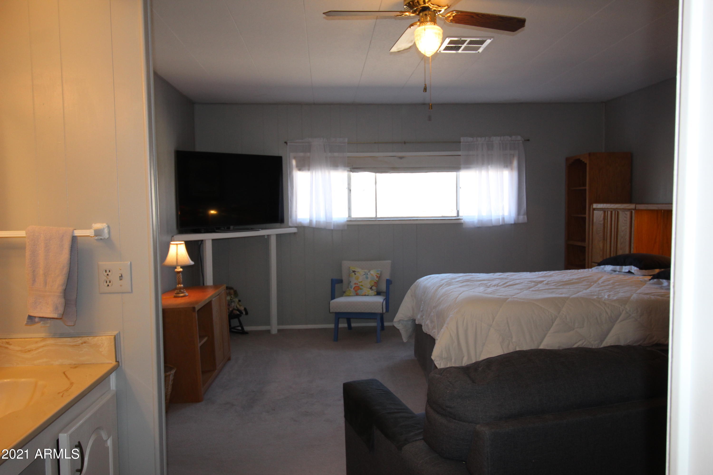 MUSTANG HEIGHTS - Residential