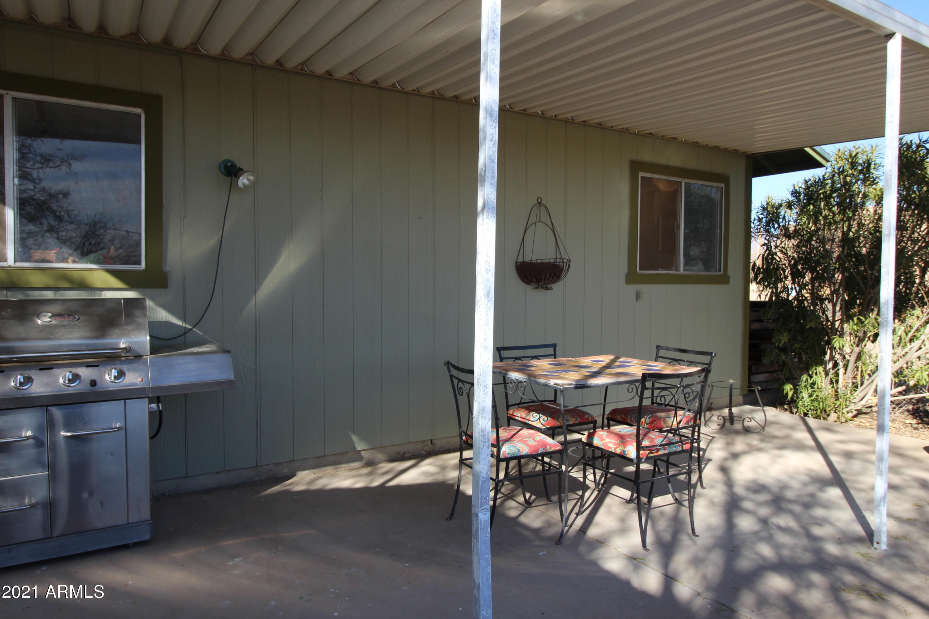 MUSTANG HEIGHTS - Residential