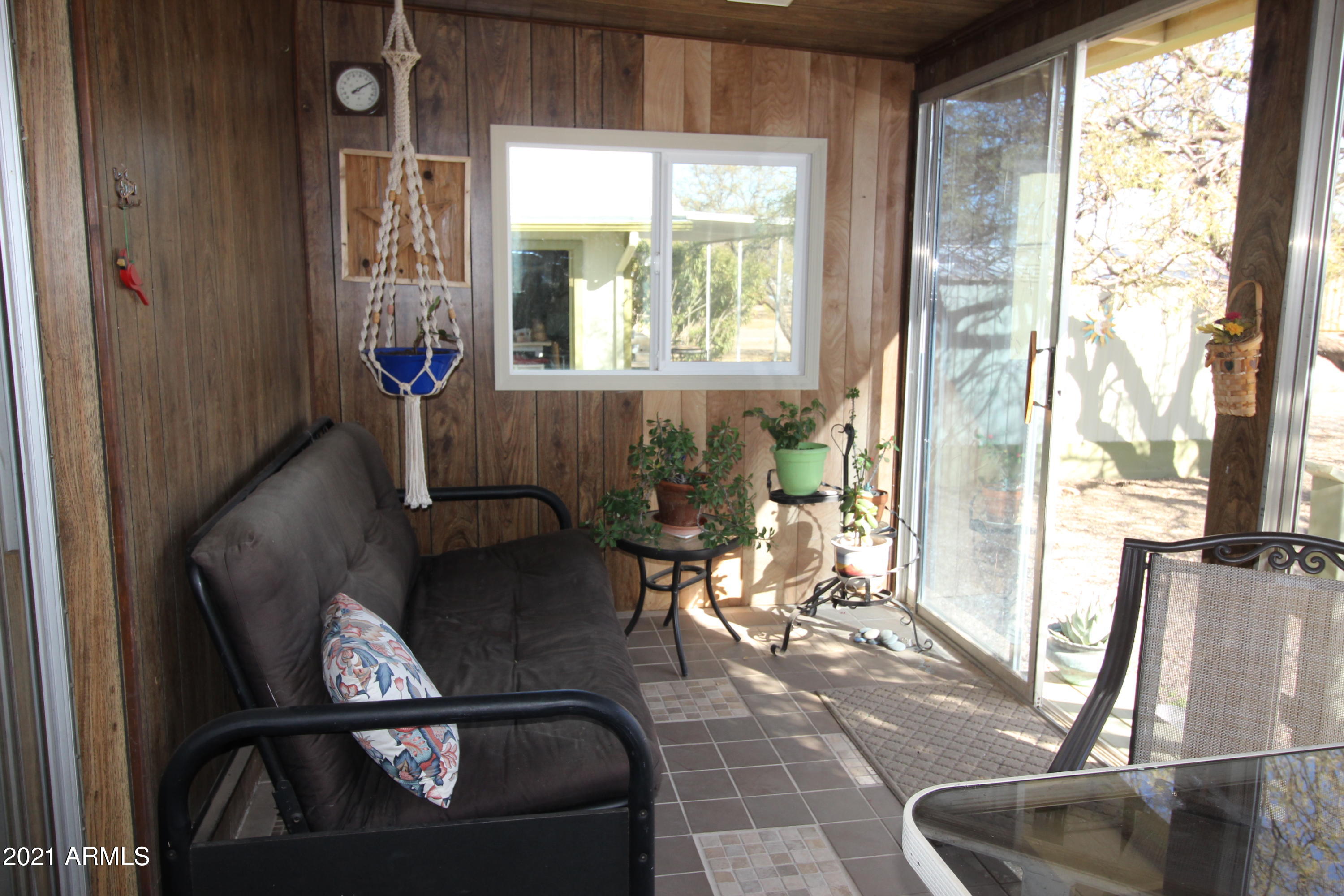 MUSTANG HEIGHTS - Residential