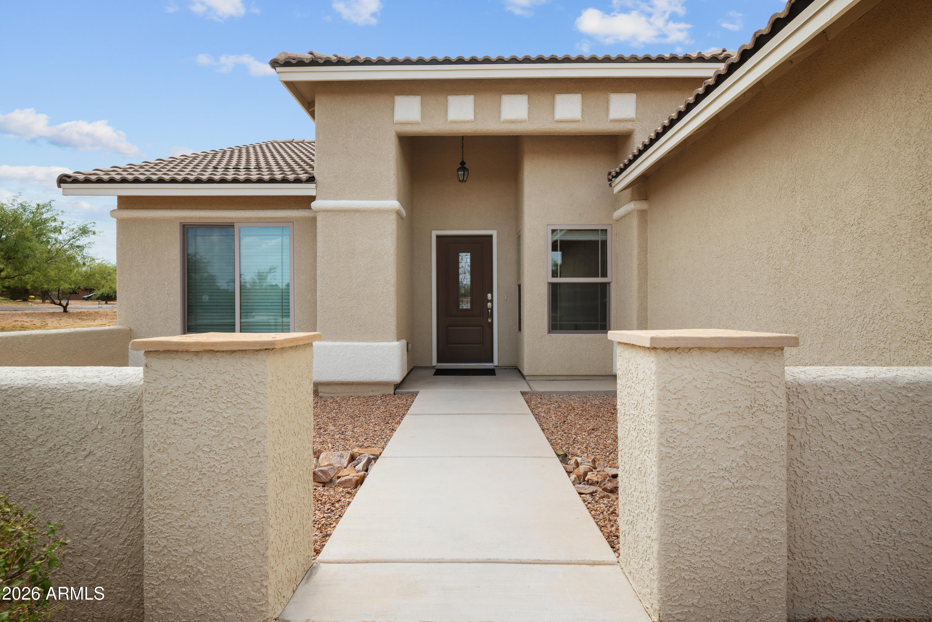 3153 E MOHAWK Court