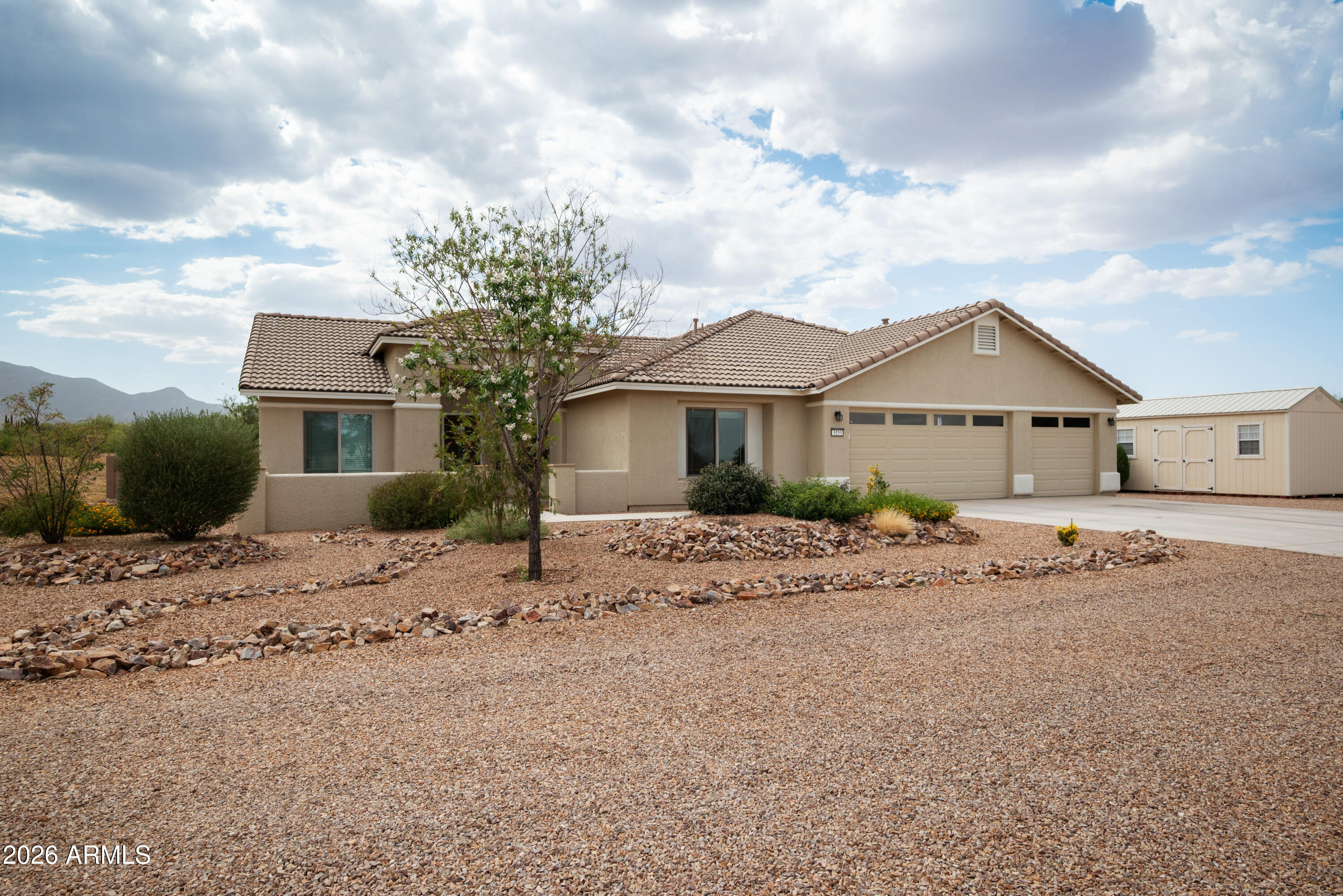 3153 E MOHAWK Court