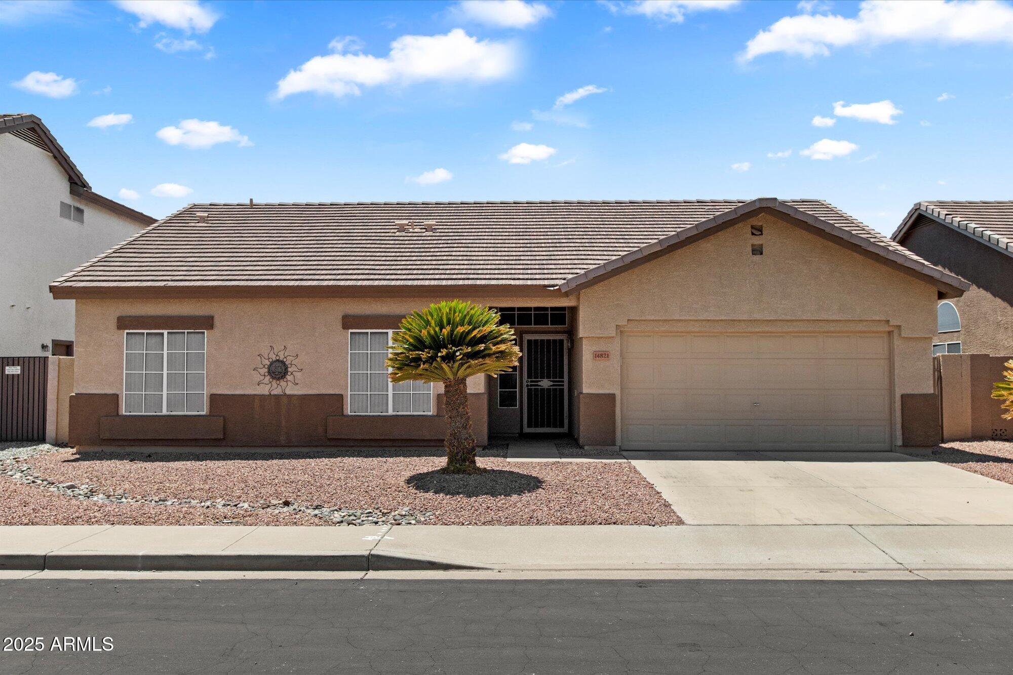 14821 W HONEYSUCKLE Lane