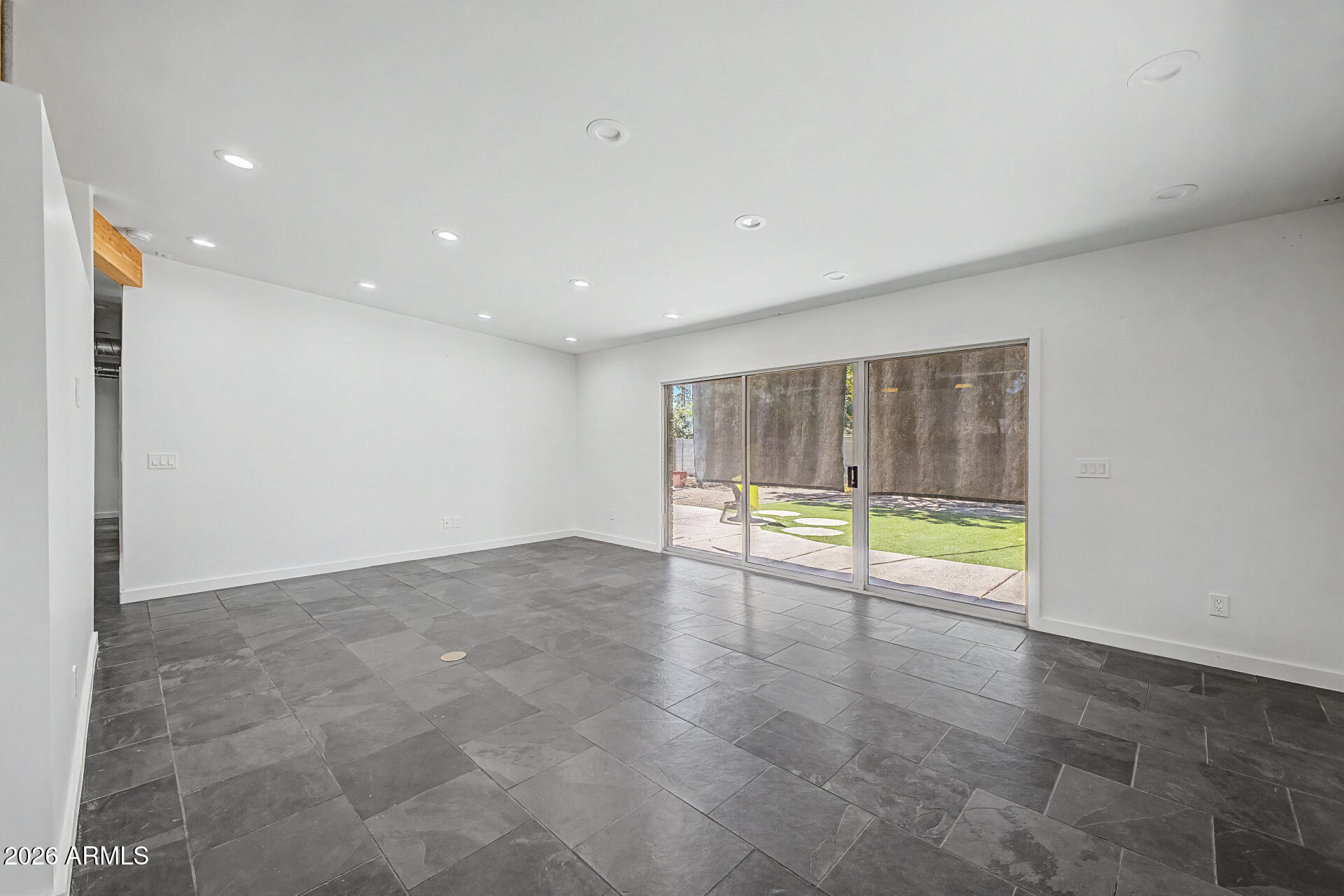 2126 S LA ROSA Drive