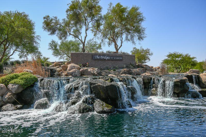 3314 E AZALEA Drive