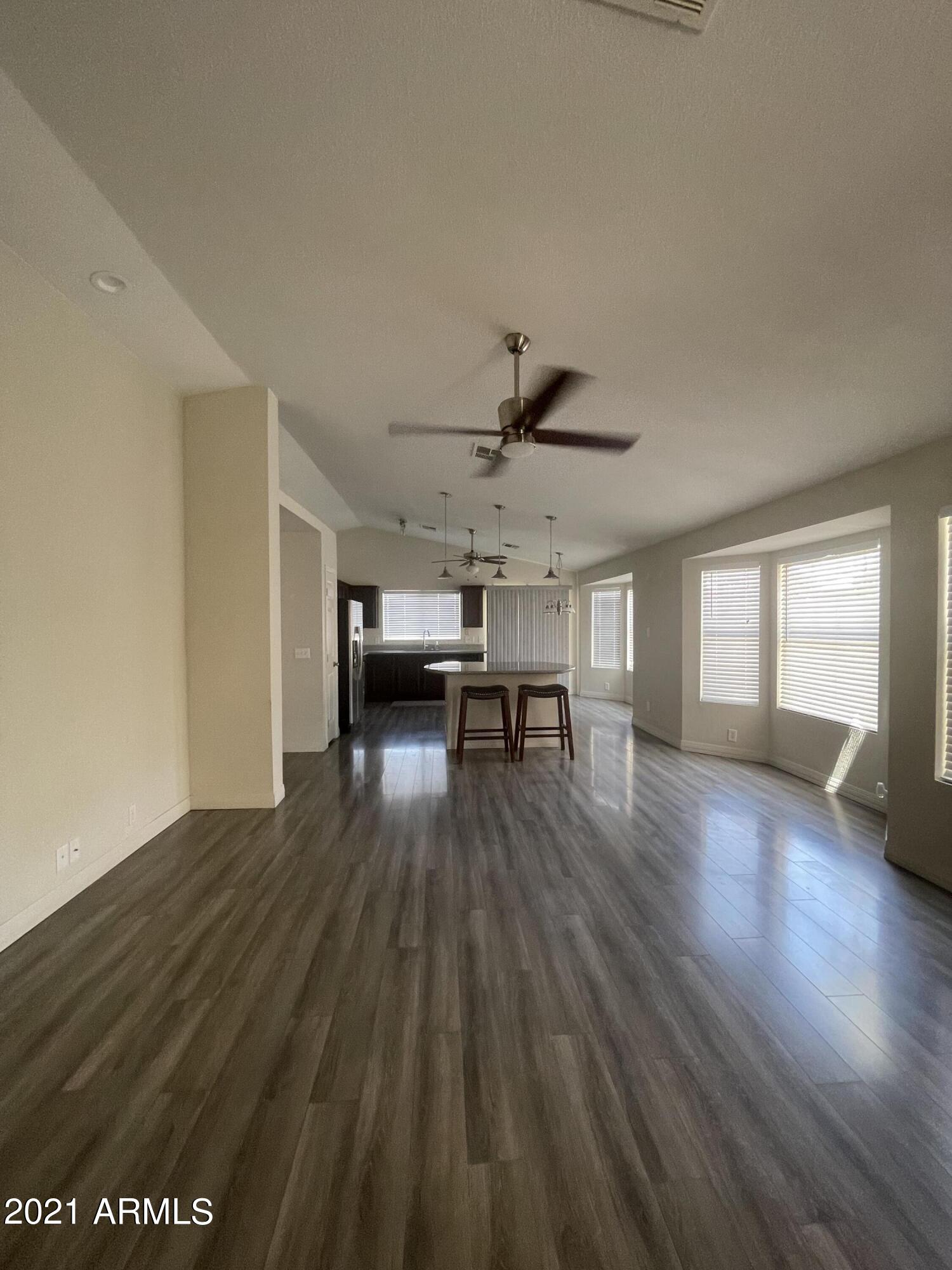 4020 W Camino Vivaz --