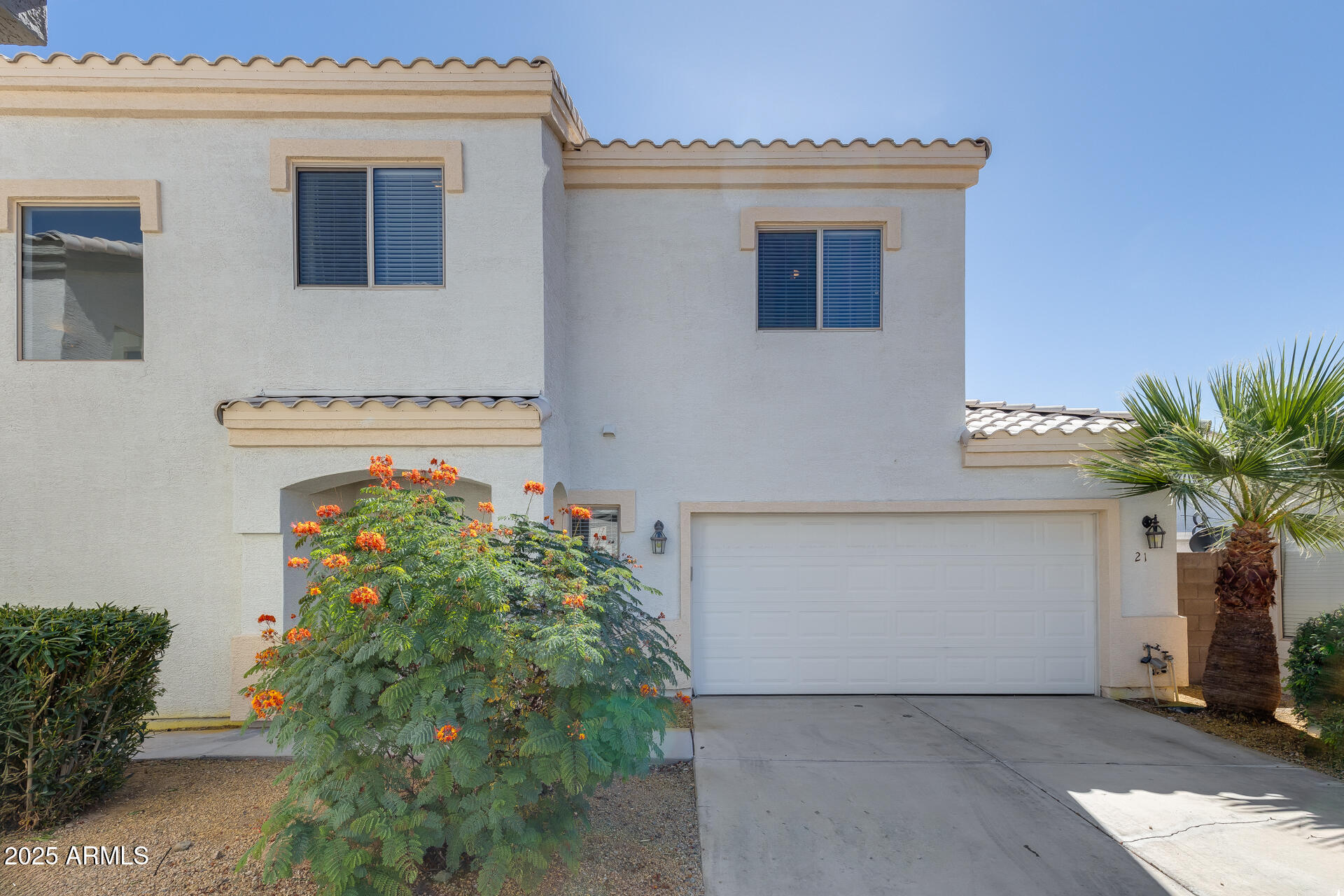 1750 W UNION HILLS Drive 21