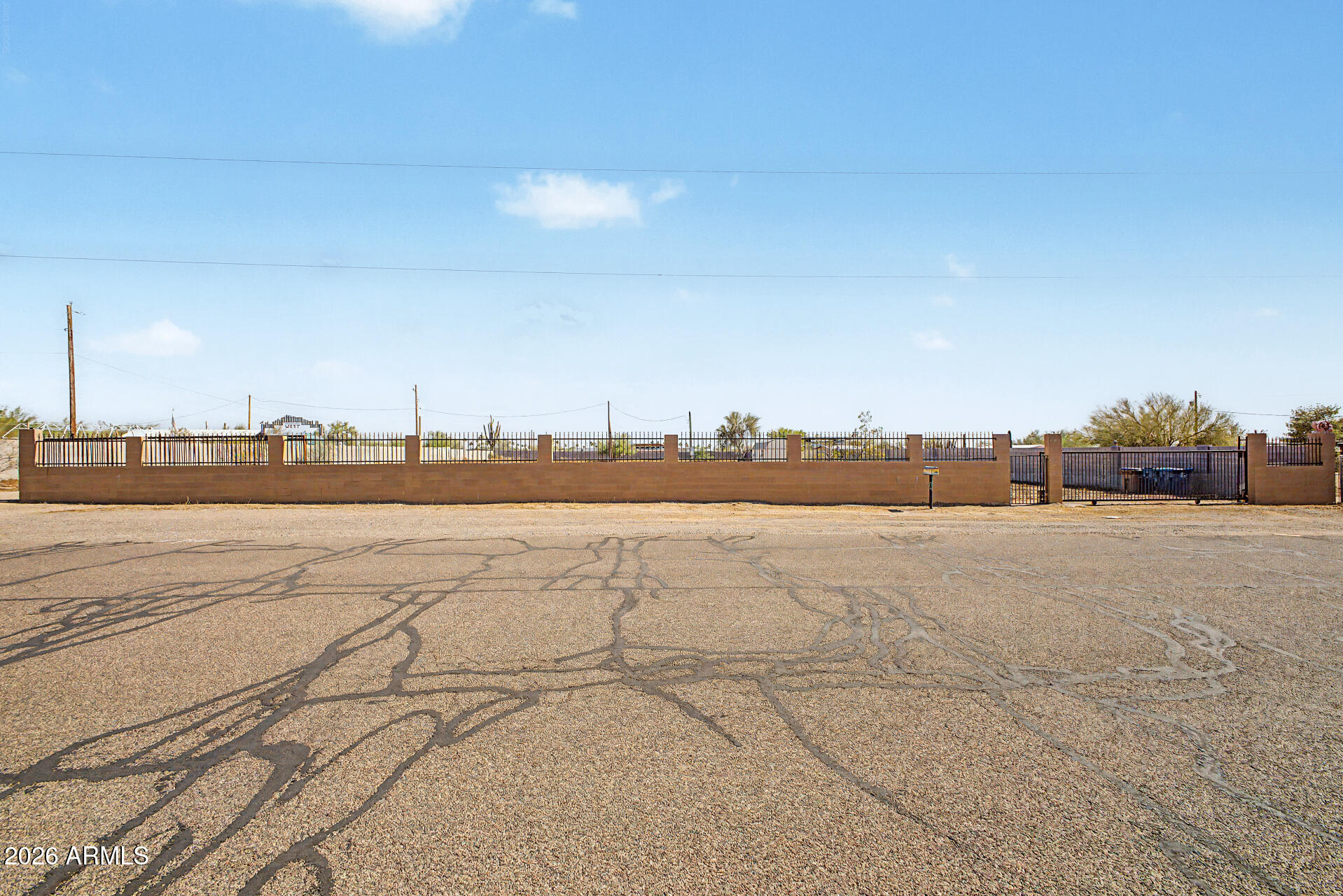 1851 W WINDSONG Street -