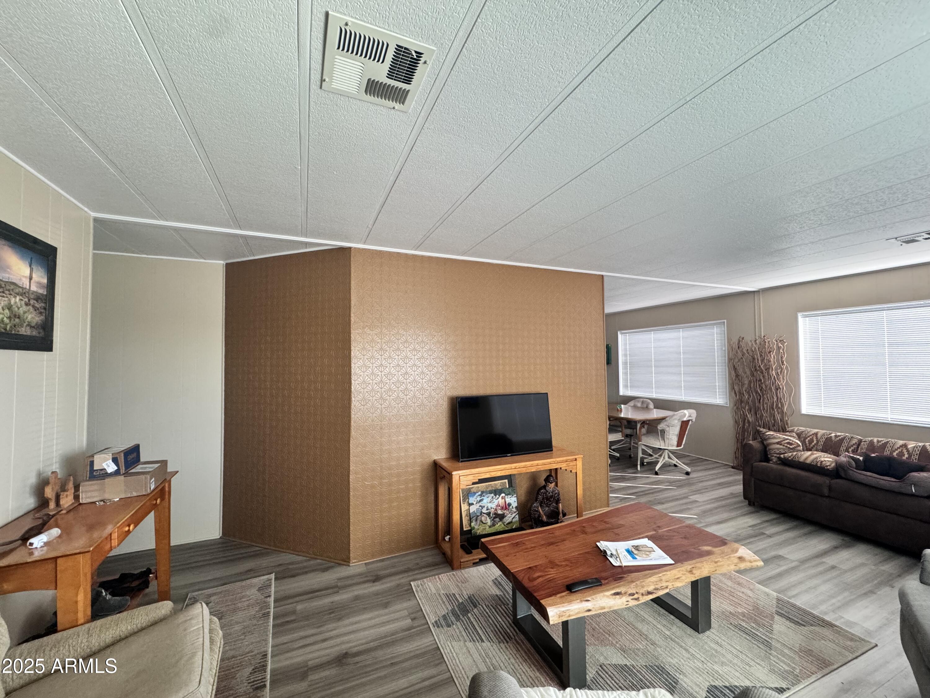 3704 N FLORENCE Boulevard