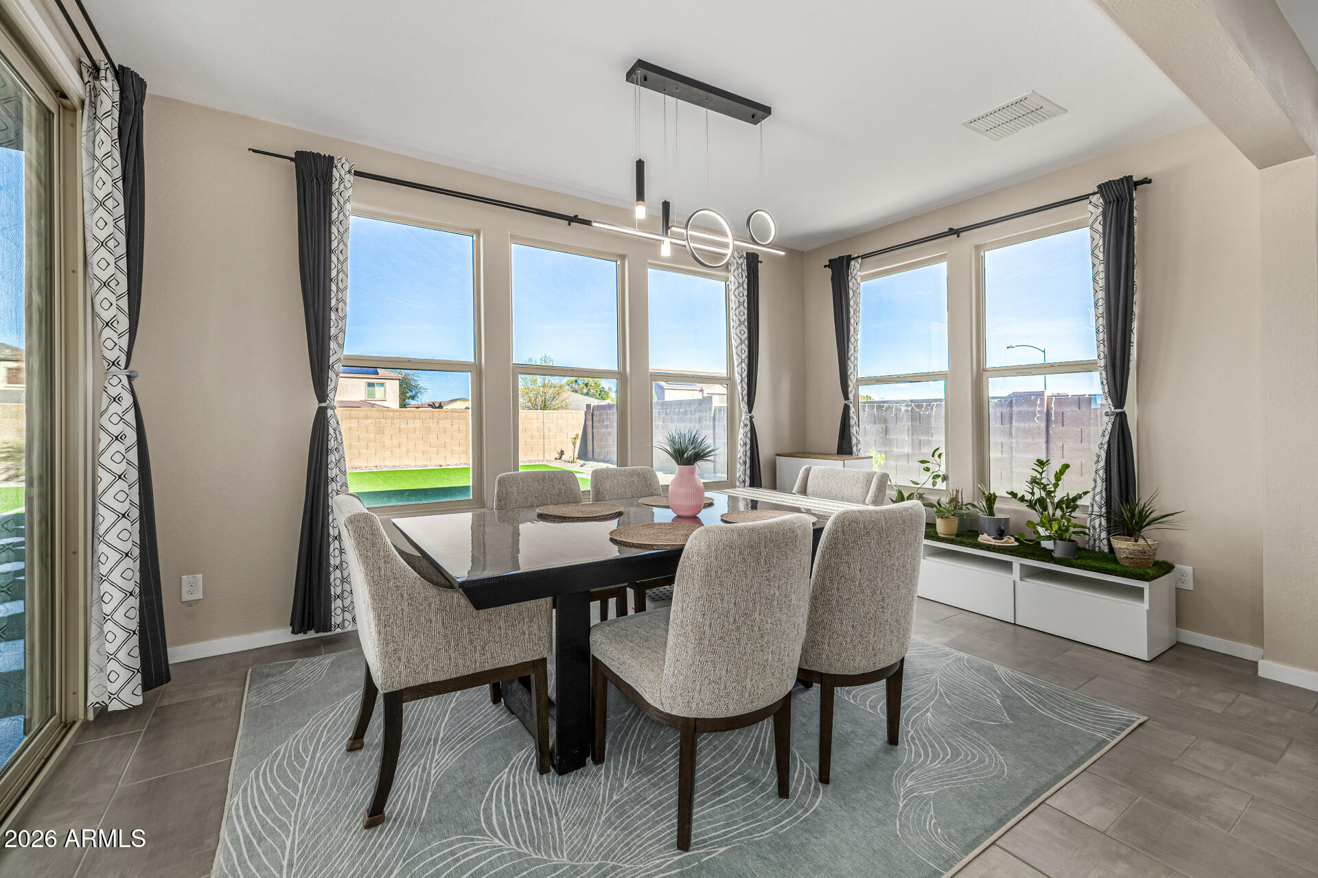 CRESTFIELD MANOR AT ARIZONA FARMS VILLAGE PAR 7 - Residential
