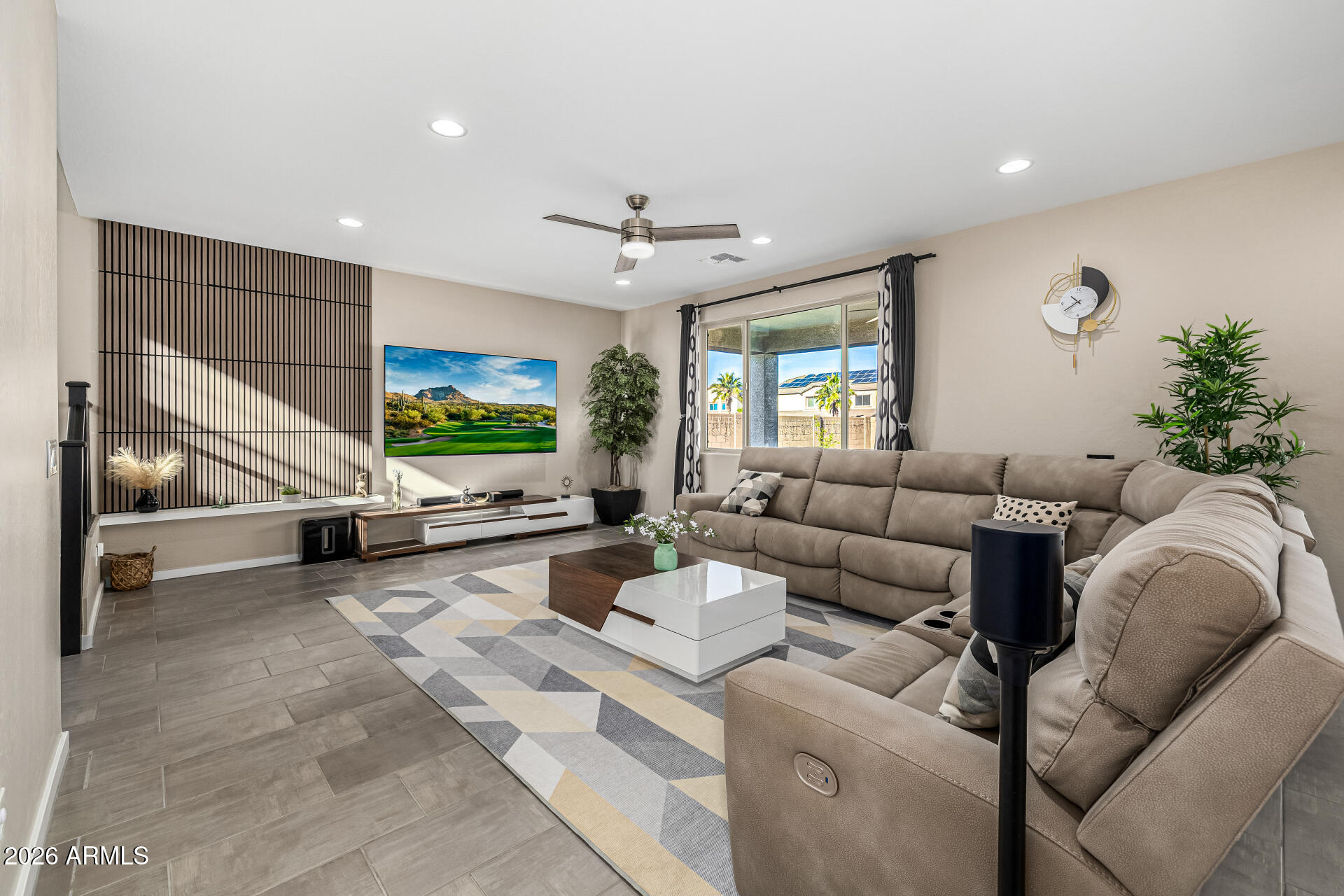 CRESTFIELD MANOR AT ARIZONA FARMS VILLAGE PAR 7 - Residential