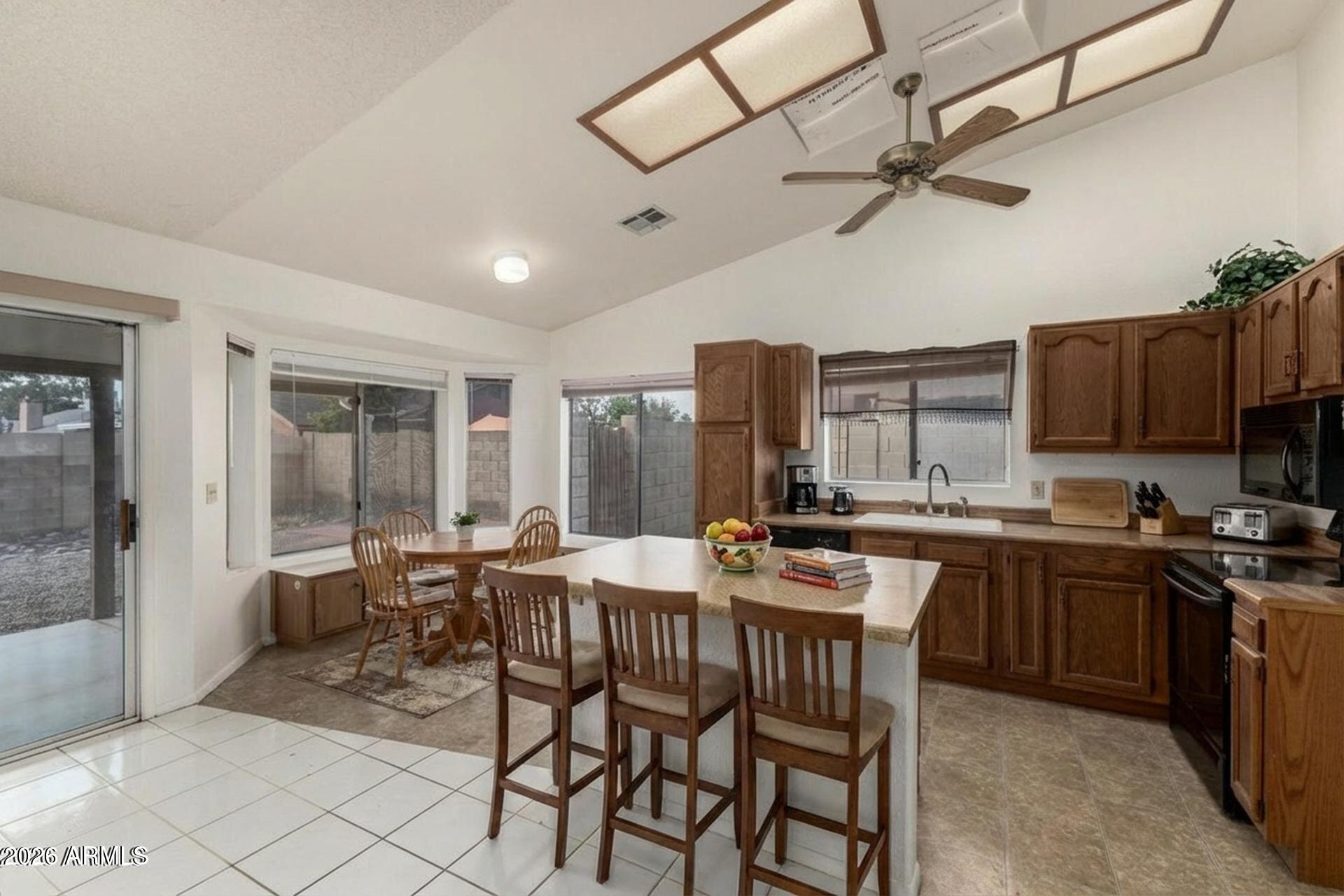 1354 N PLATINA Street