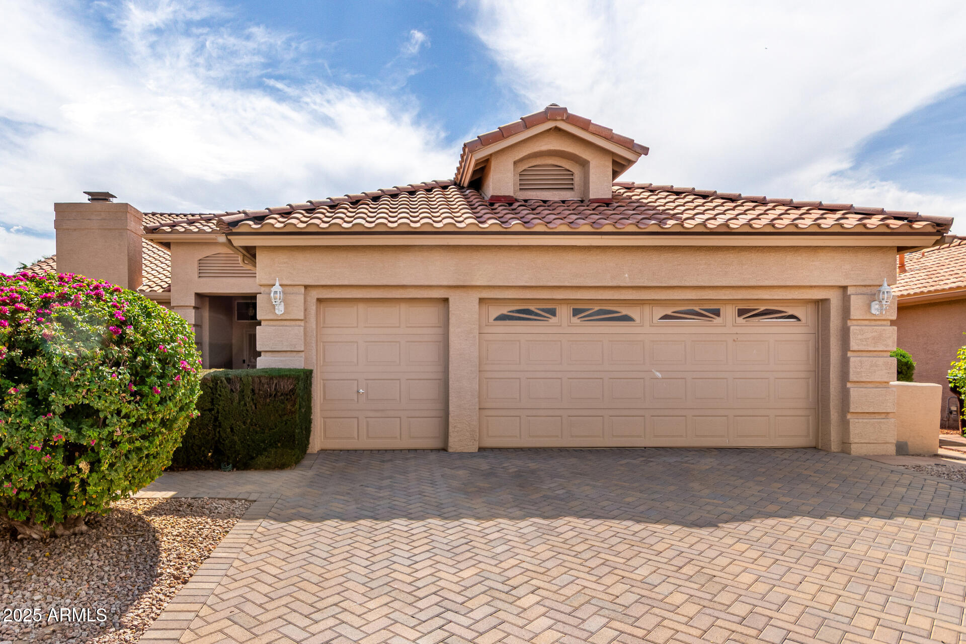 9009 E CEDAR WAXWING Drive