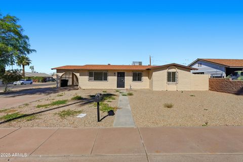 530 W DESERT Drive Phoenix AZ 85041