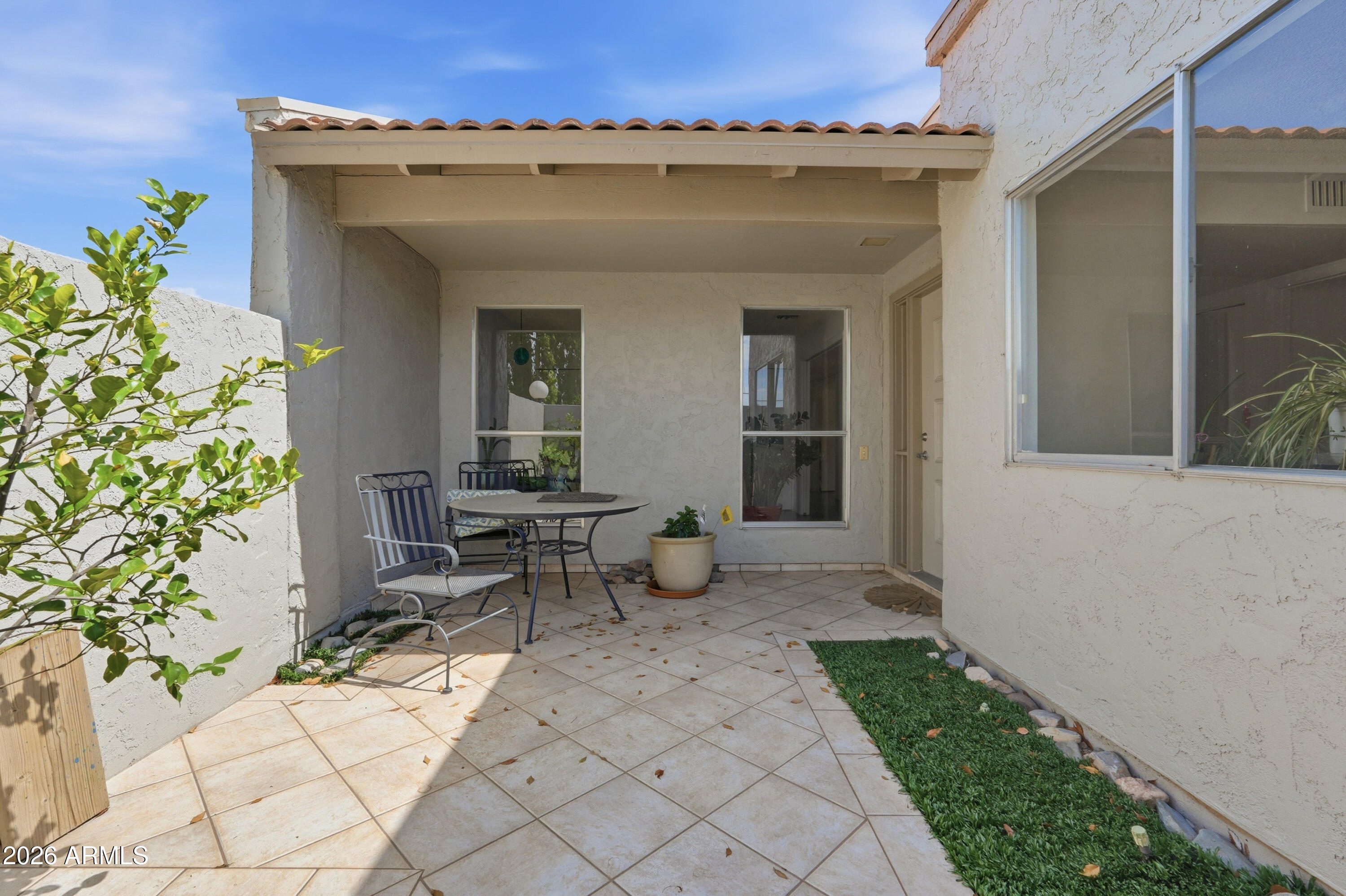 Properties 3 482 LEISURE WORLD --