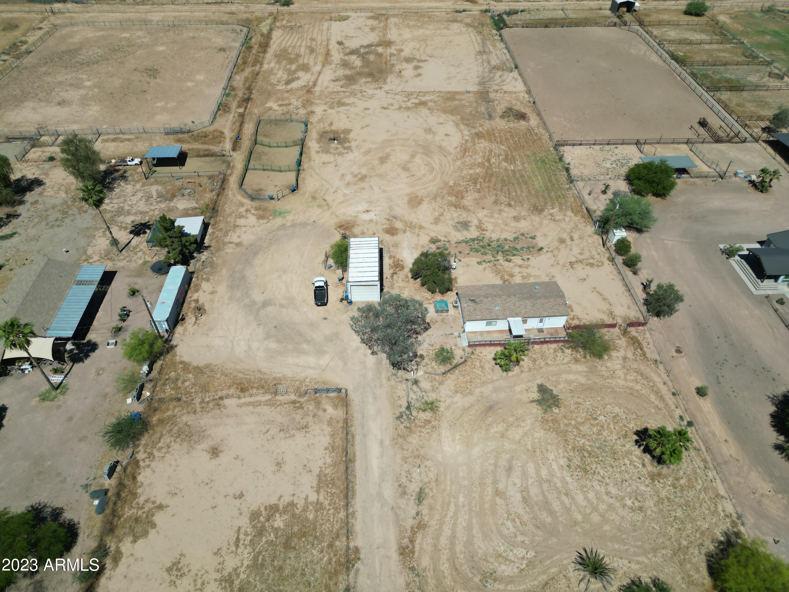 Photo 3 of 17 of 16070 N JOHNSON Road mobile home
