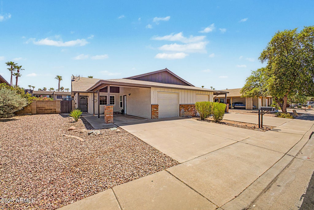 Photo of 2033 S Las Palmas, Mesa, AZ 85202 (MLS # 7049726)