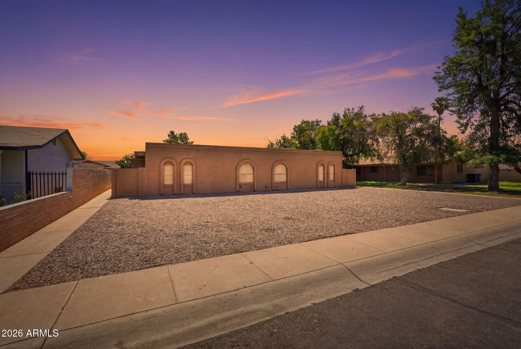 1415 N PLEASANT Drive
