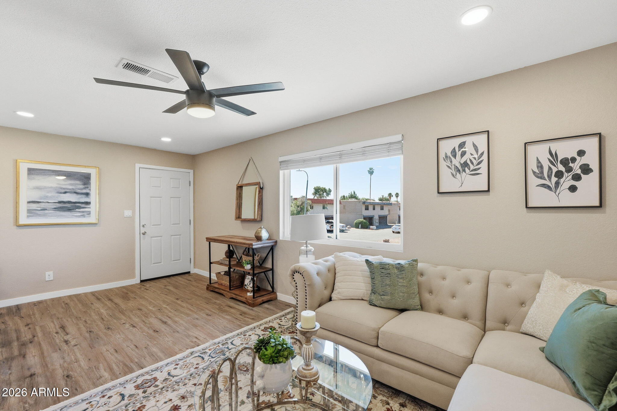 4756 E MORELAND Street