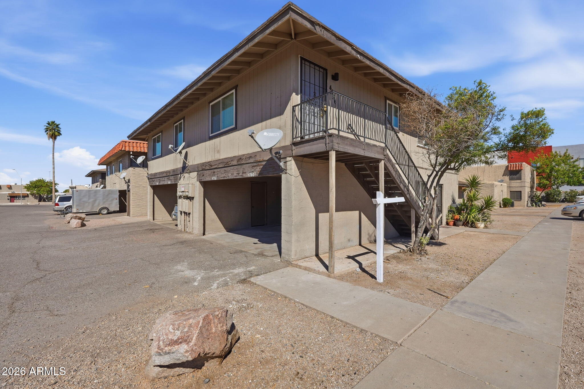 4756 E MORELAND Street