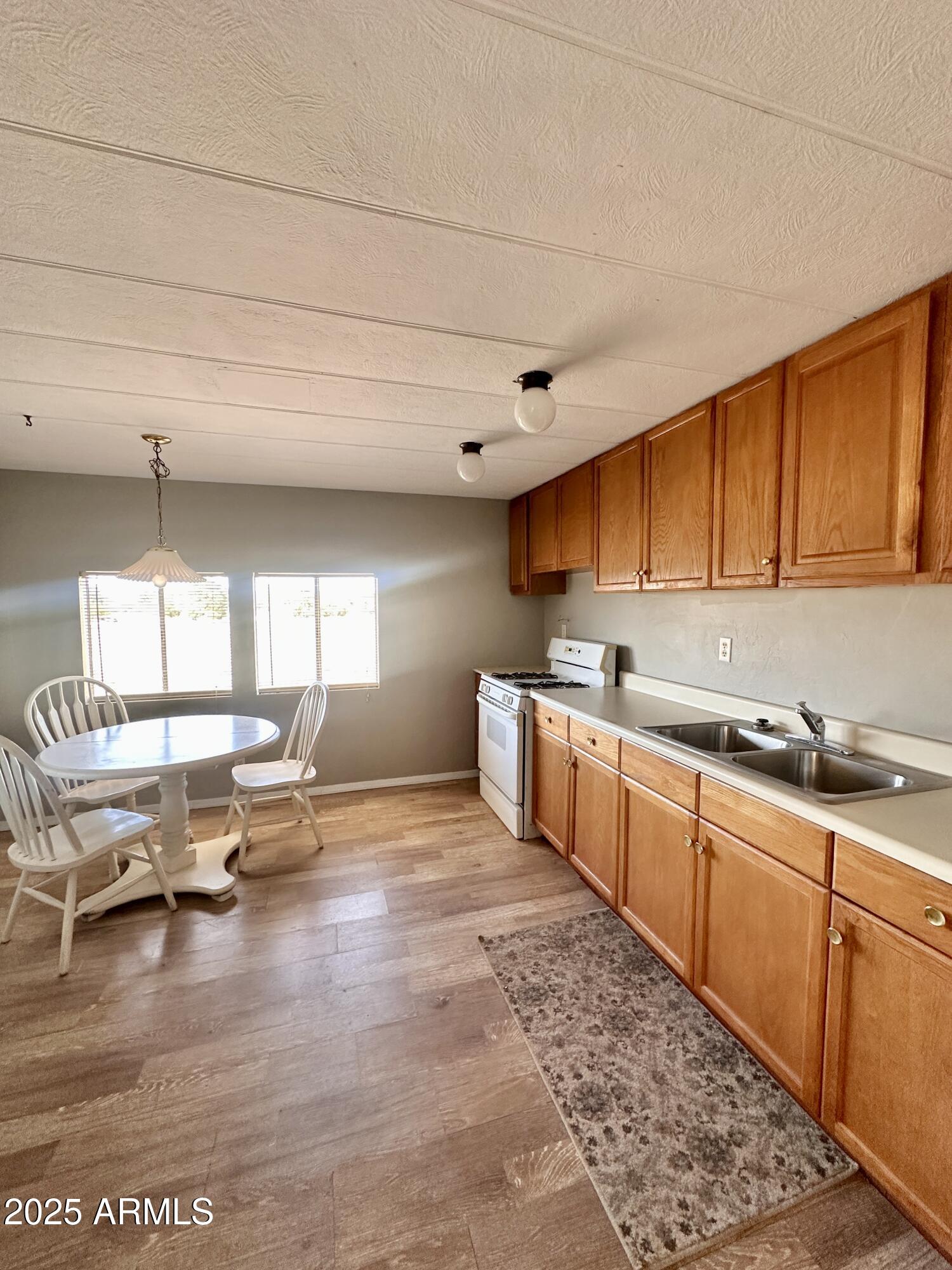 34 County Rd 8308 --