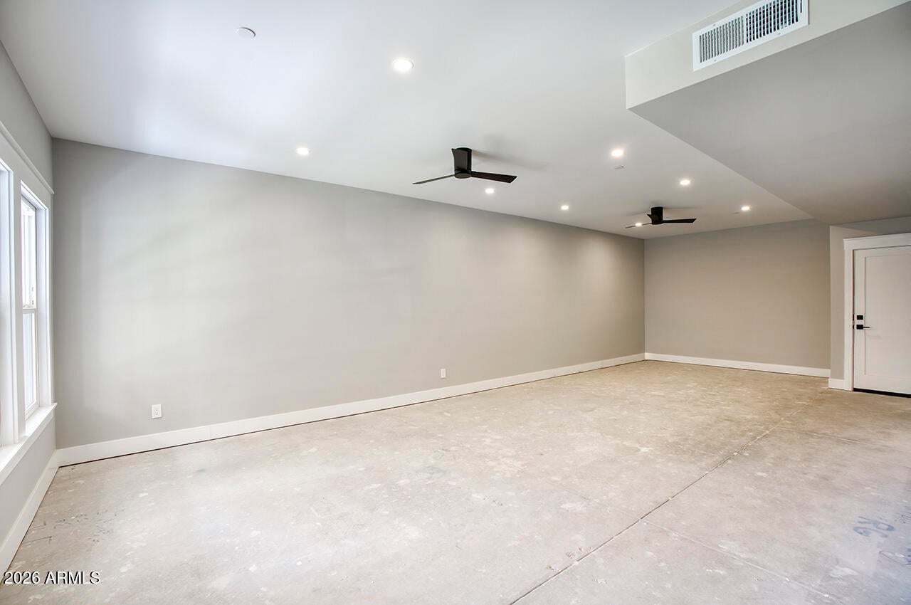 214 W MCKINLEY Street