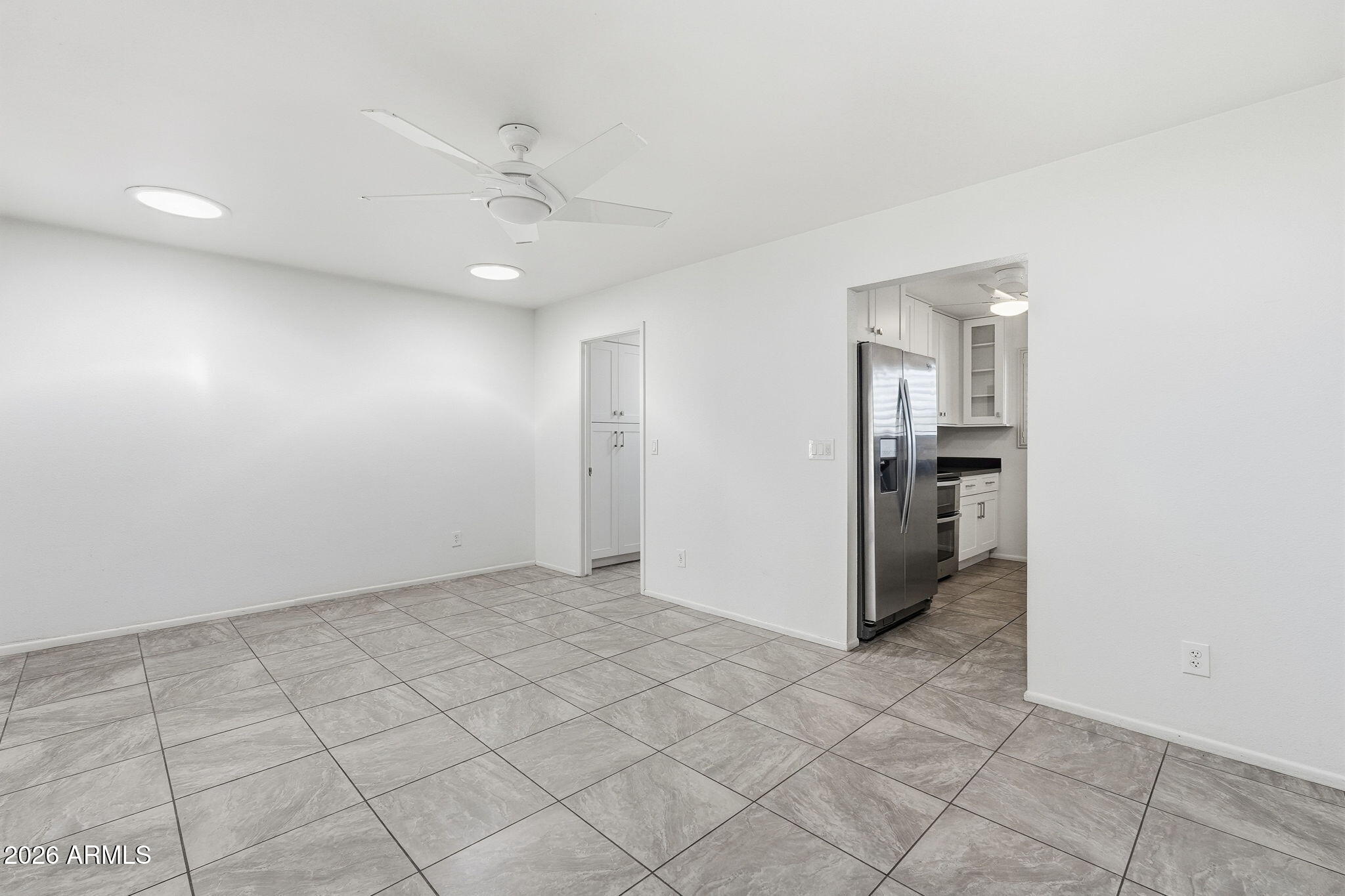 5352 S COUNTRY CLUB Way