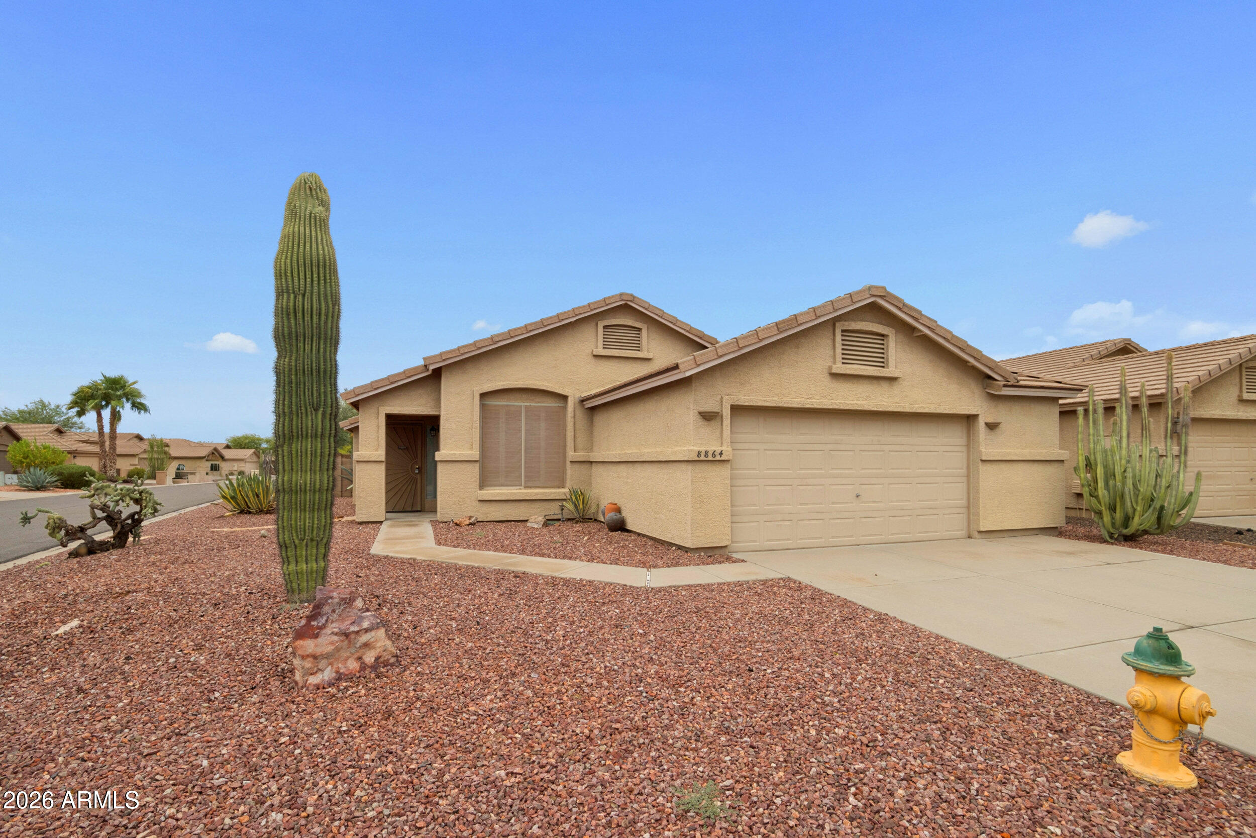 8864 E RED MOUNTAIN Lane
