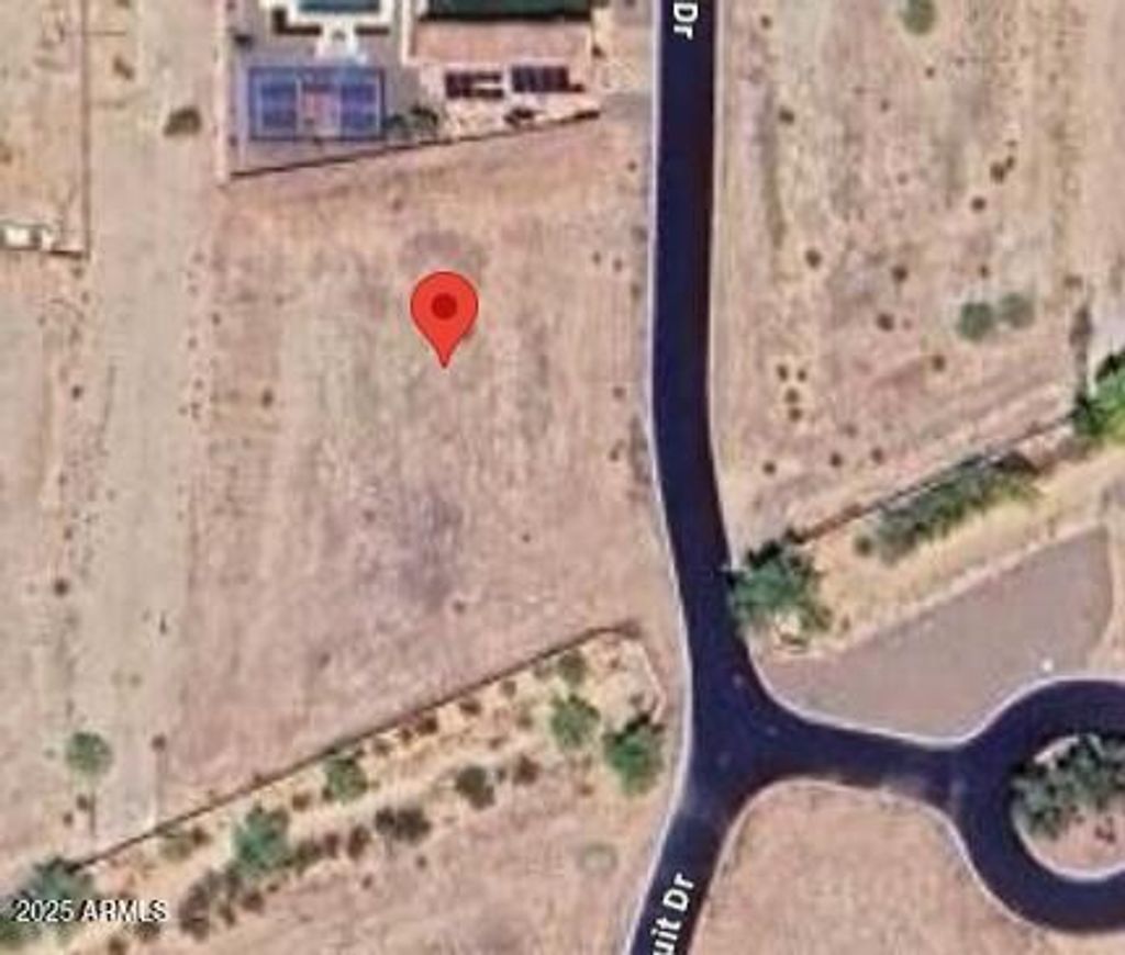 Photo of 35662 N Grapefruit Drive #27, Queen Creek, AZ 85144 (MLS # 6930999)