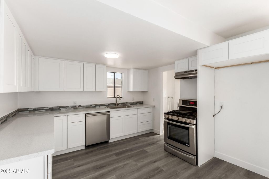 Photo of 325 W Northern Avenue, Coolidge, AZ 85128 (MLS # 6954656)