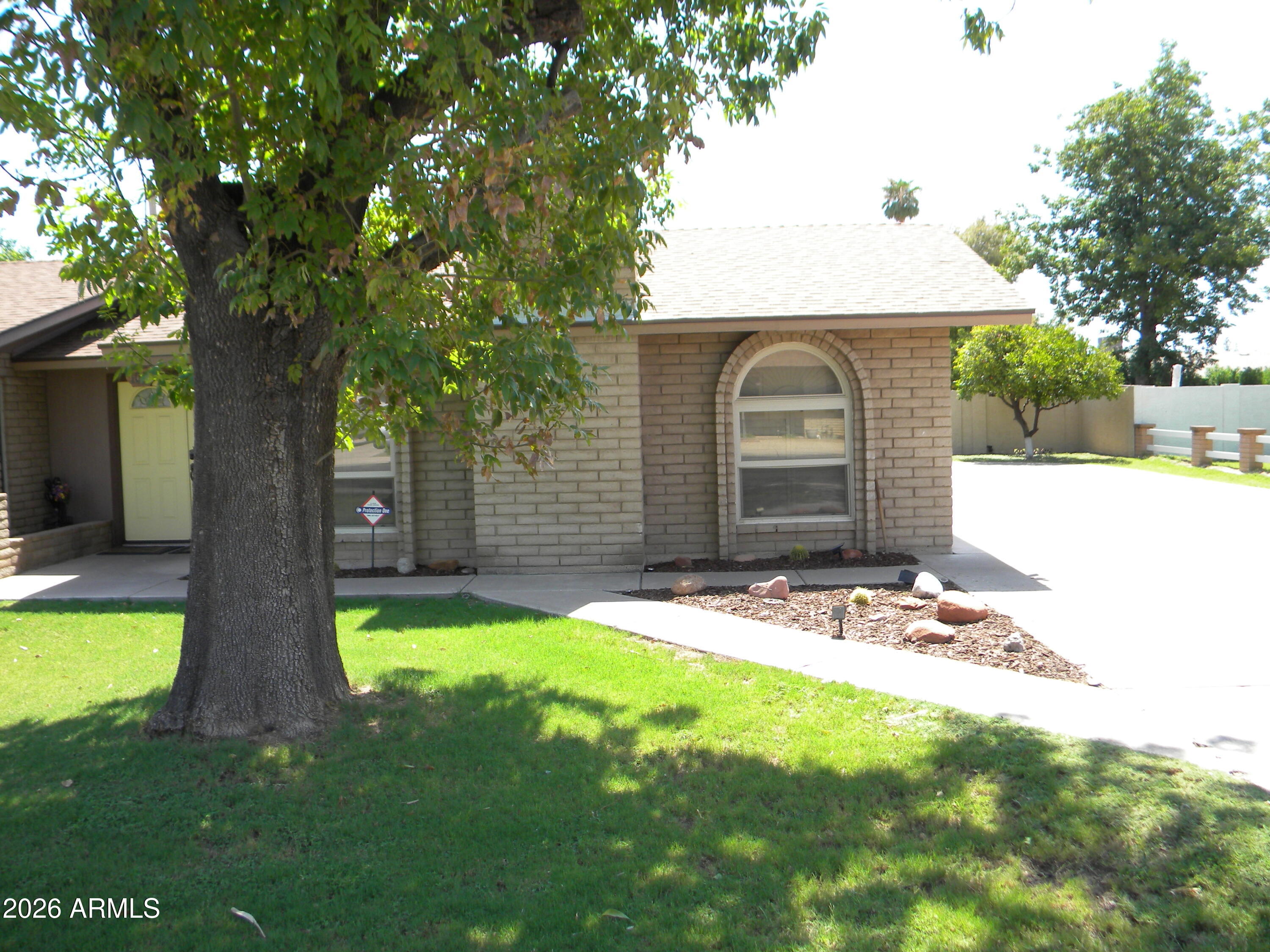 1063 N BARKLEY --