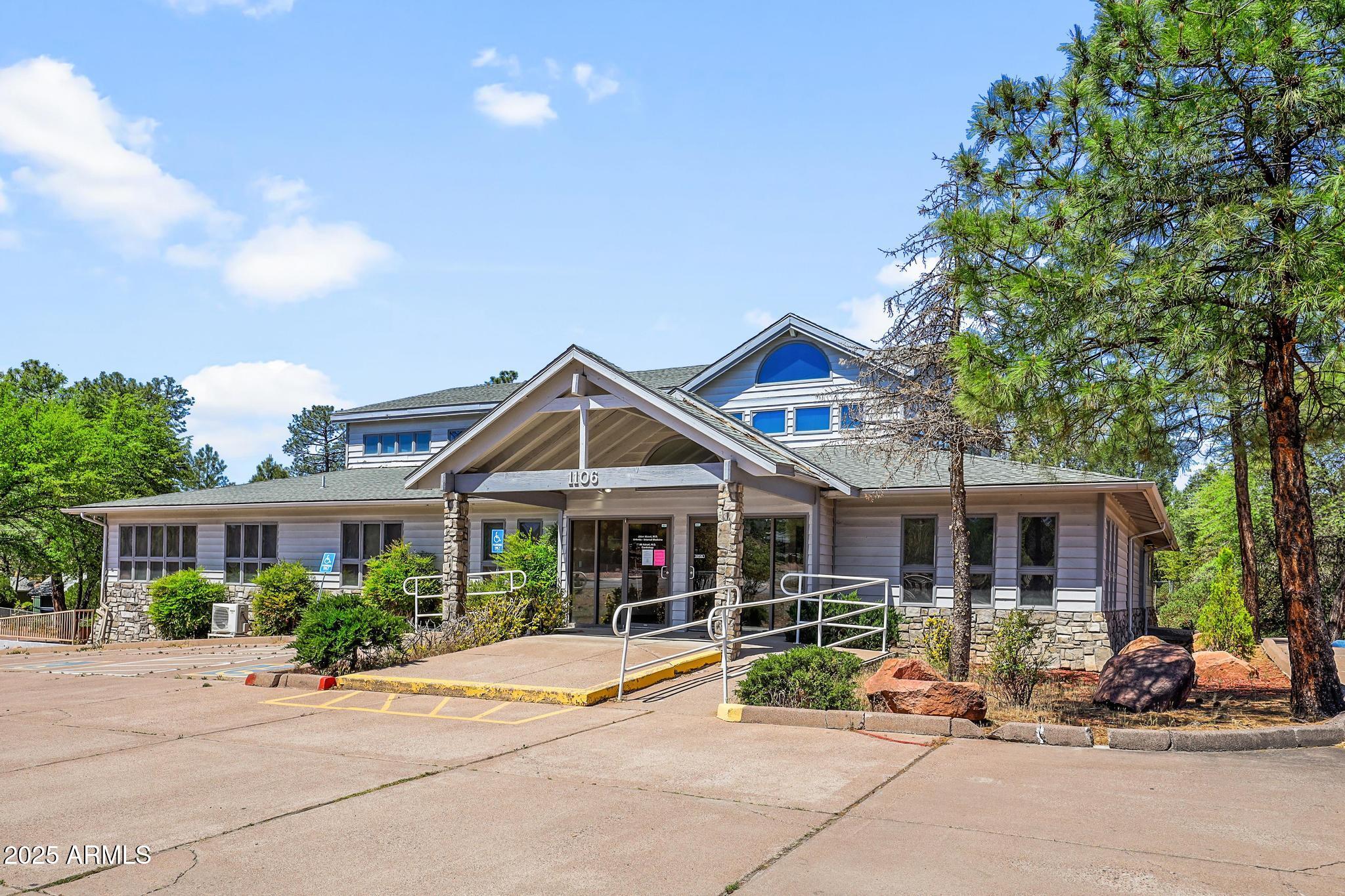 Properties 1106 N beeline Highway