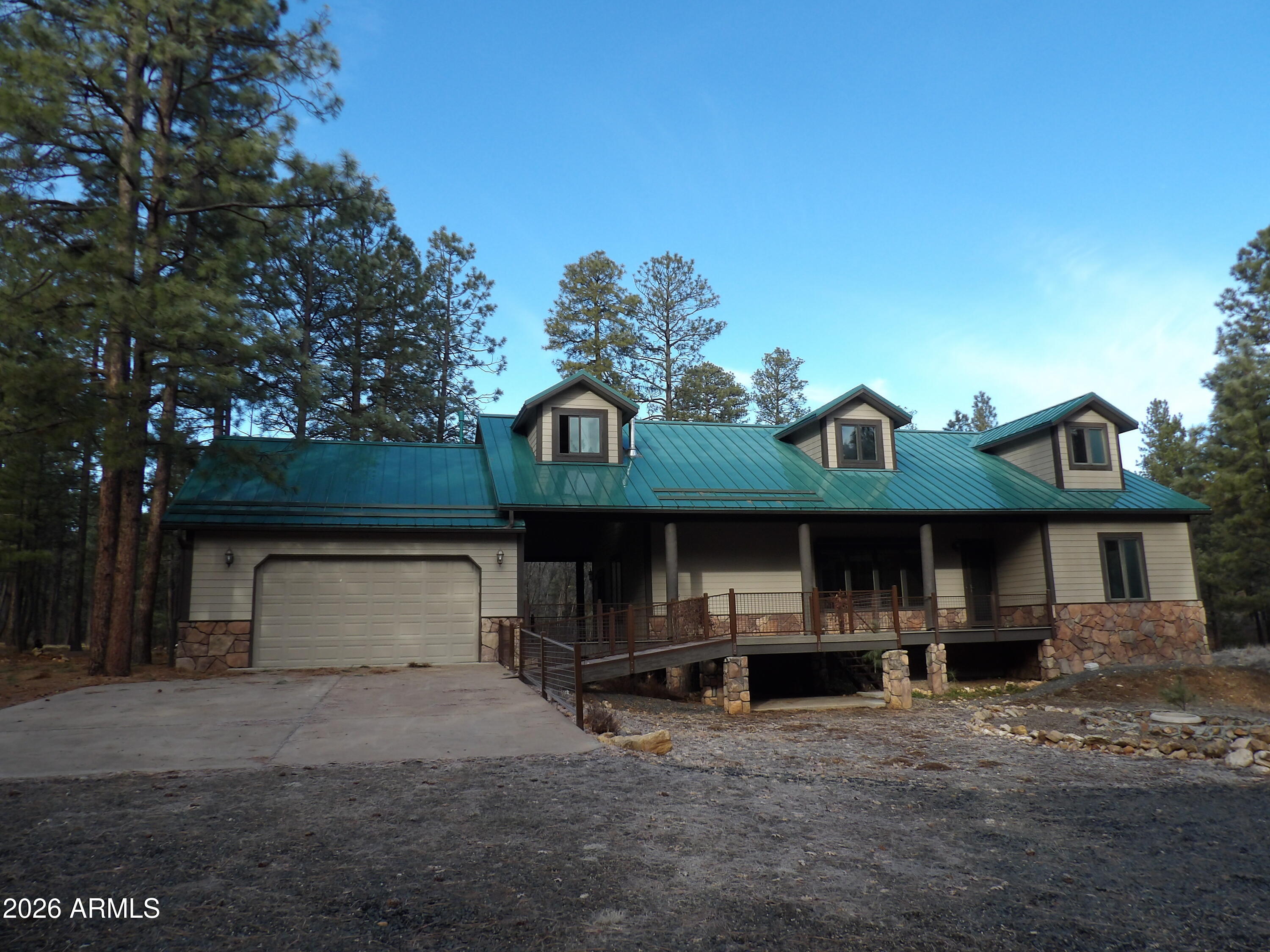 1884 BLUE SKY Circle