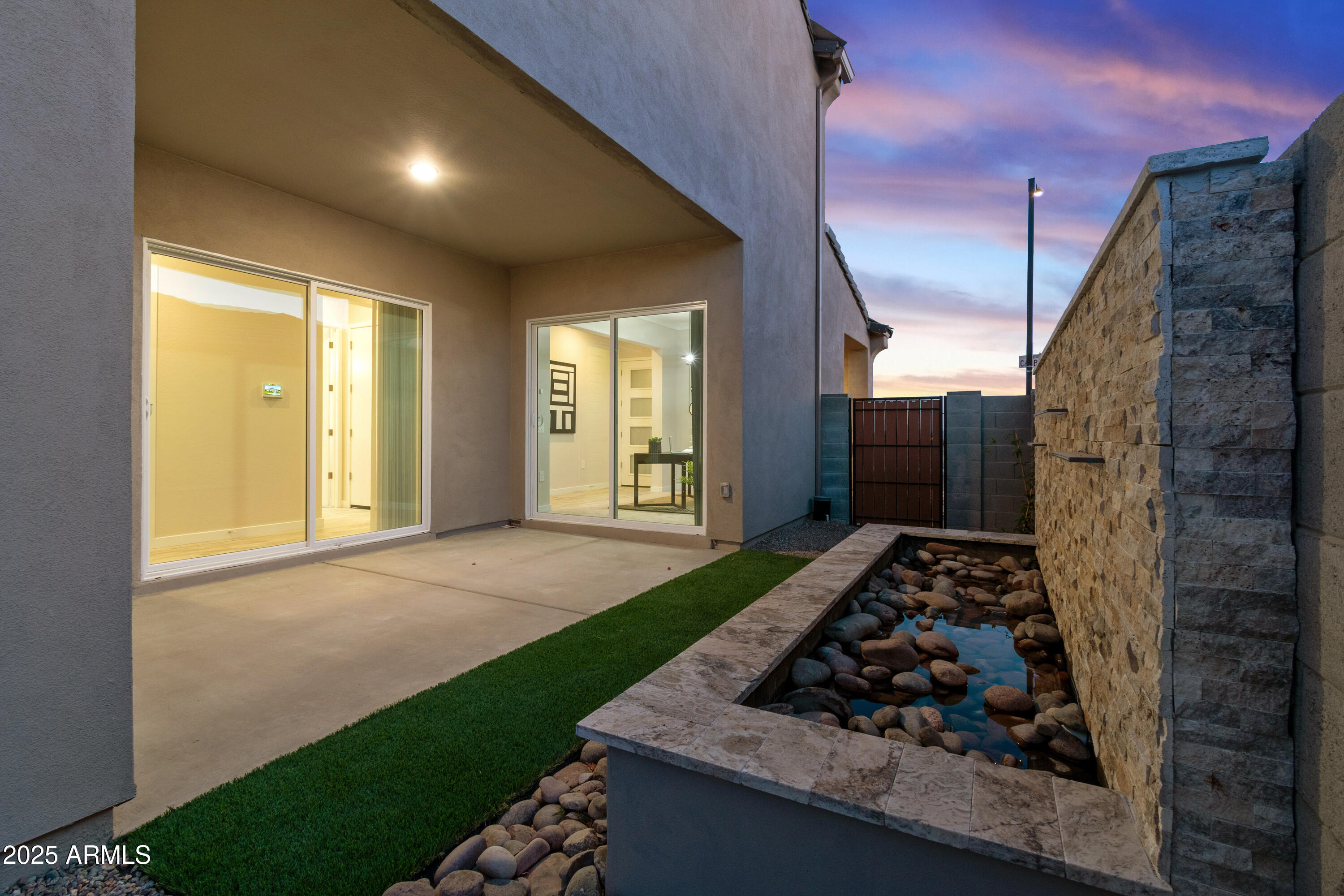 17807 W MISSION Lane