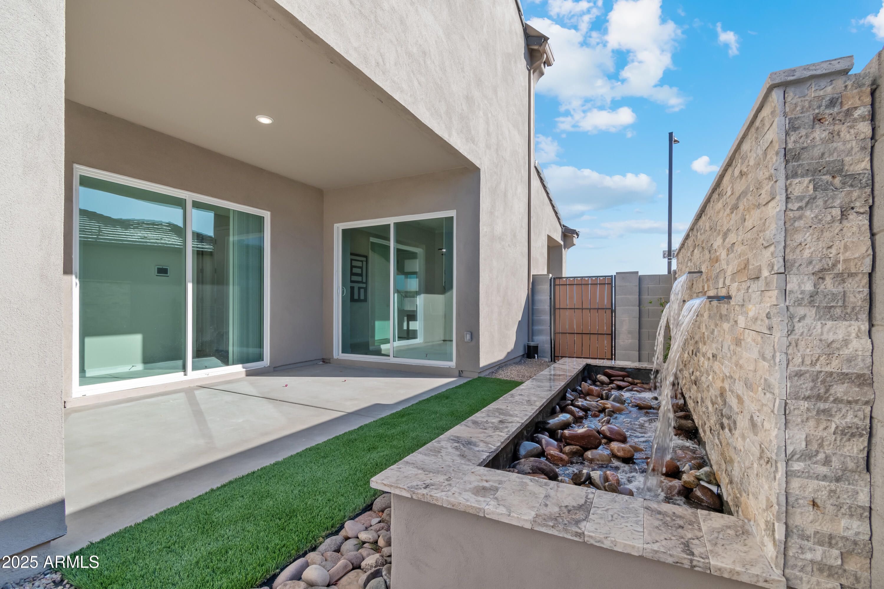17807 W MISSION Lane