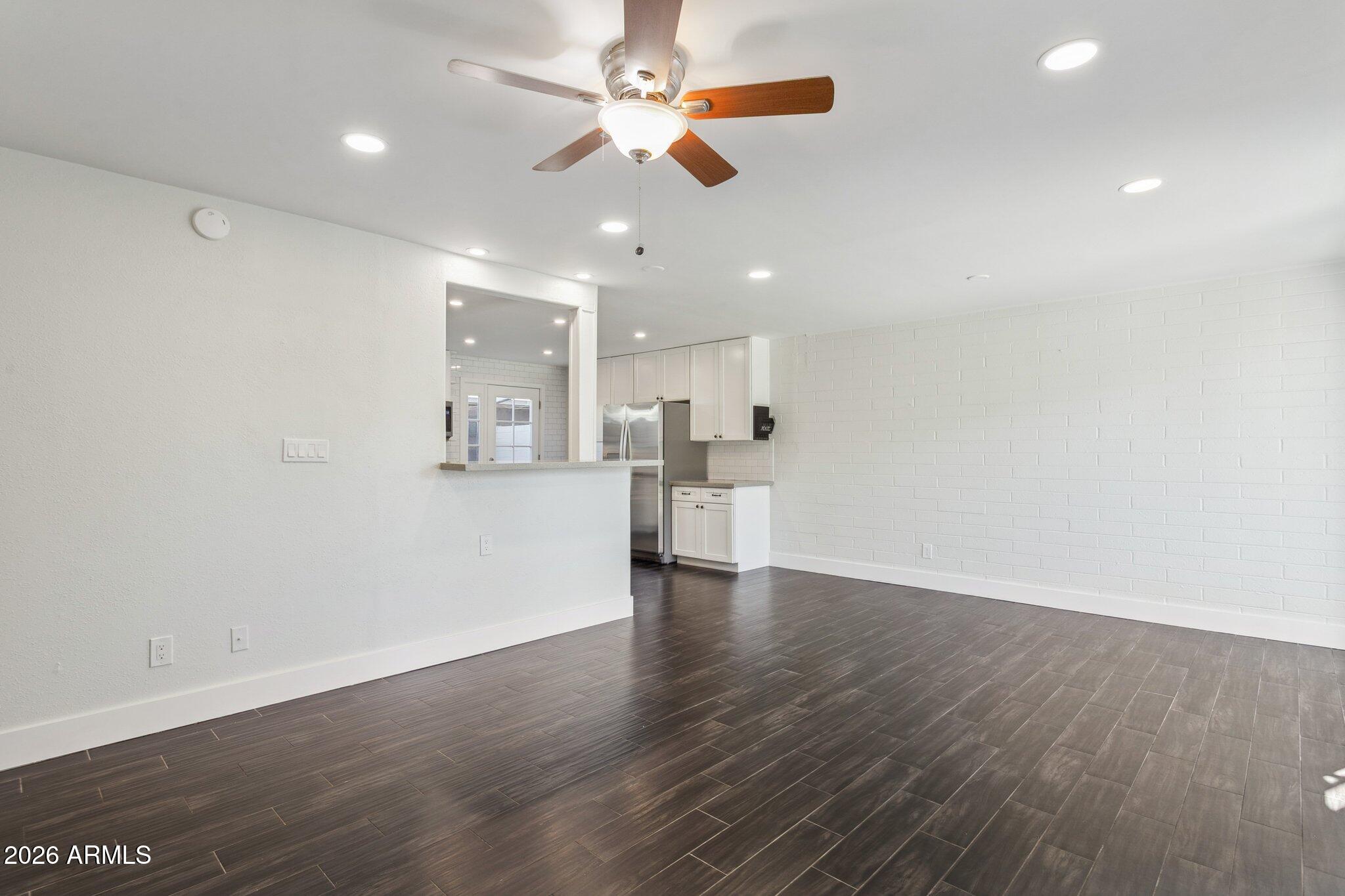 4142 E CALLE REDONDA -- 62