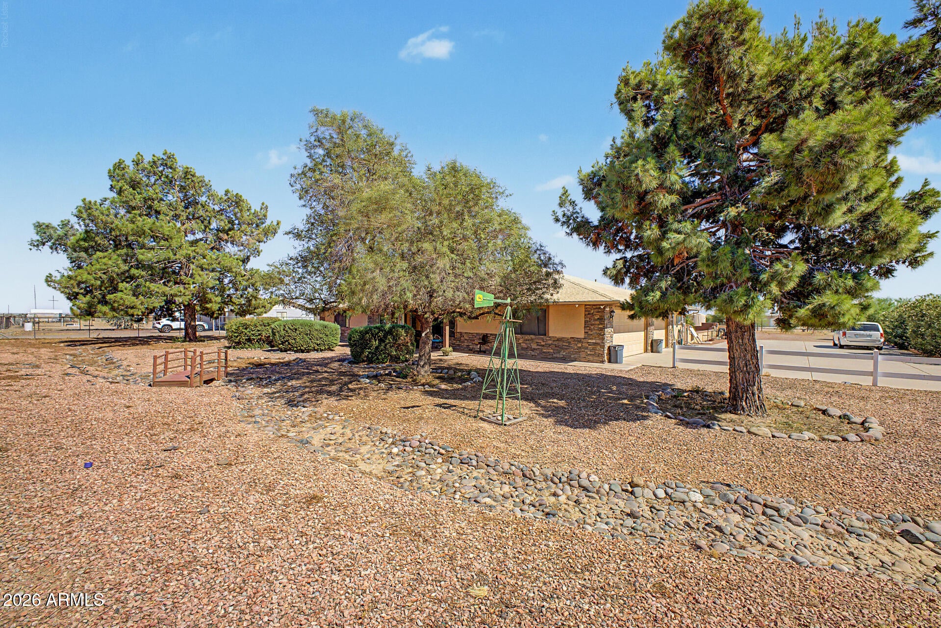 20537 W GORDON Way